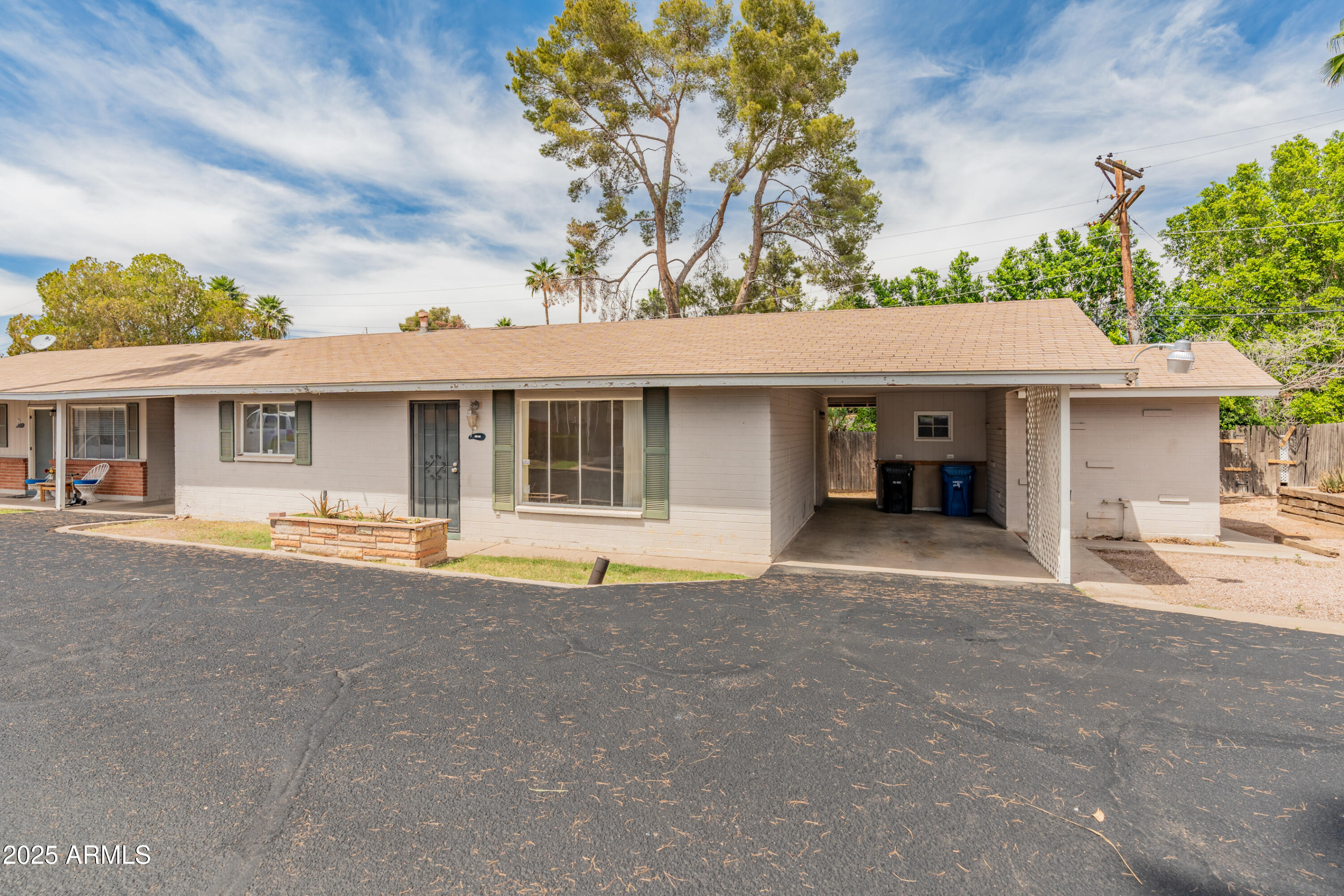 524 W FAIRWAY Drive, 9