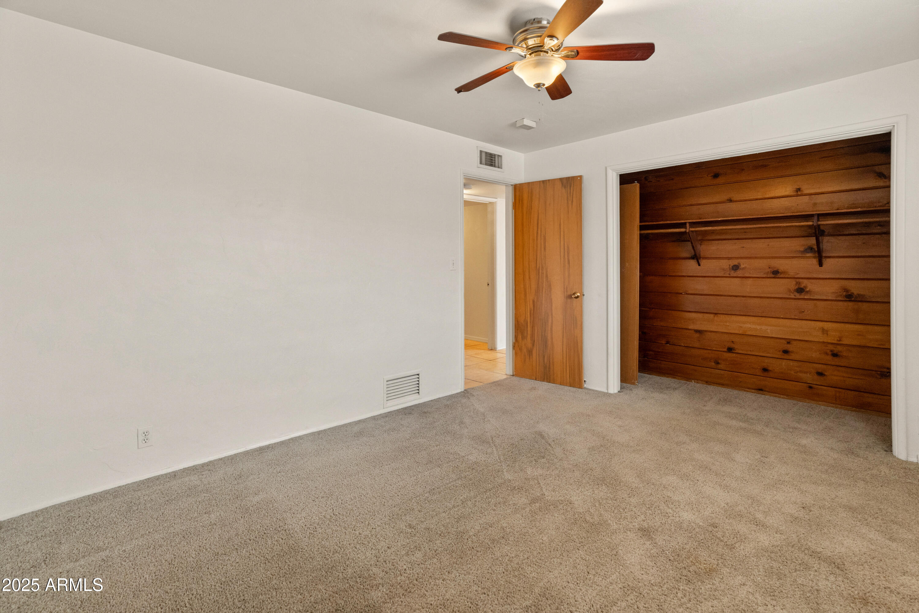 524 W FAIRWAY Drive, 9