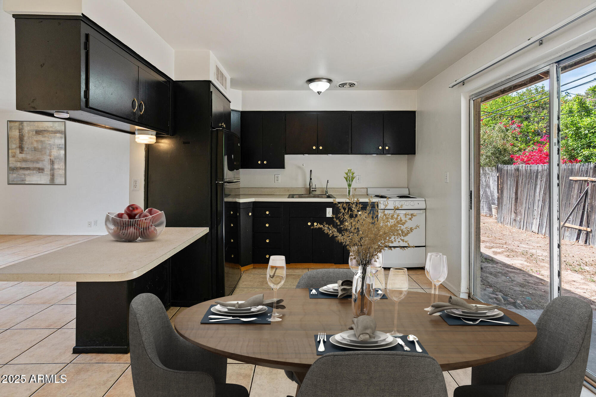 524 W FAIRWAY Drive, 9