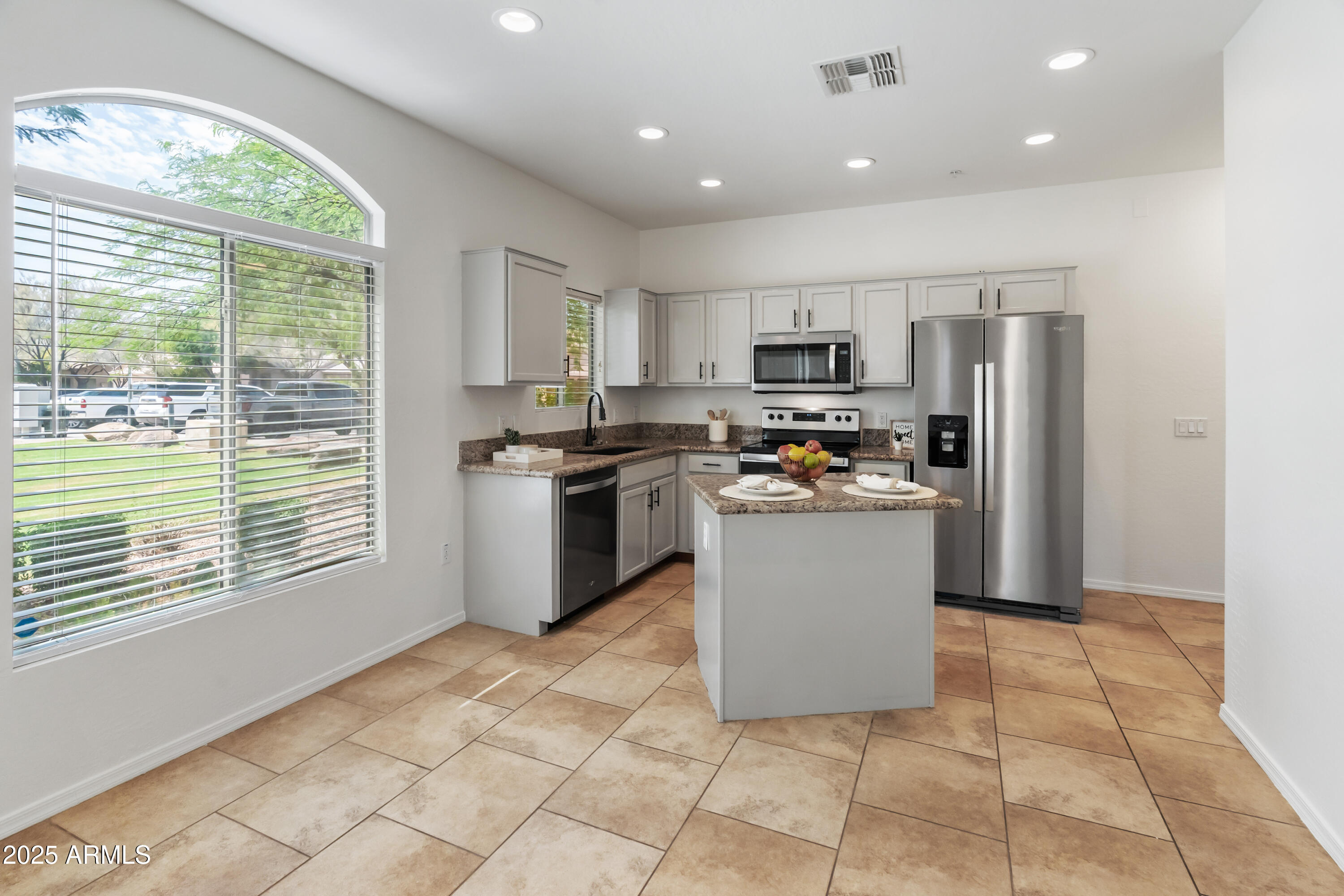 2250 E Deer Valley Road, 104