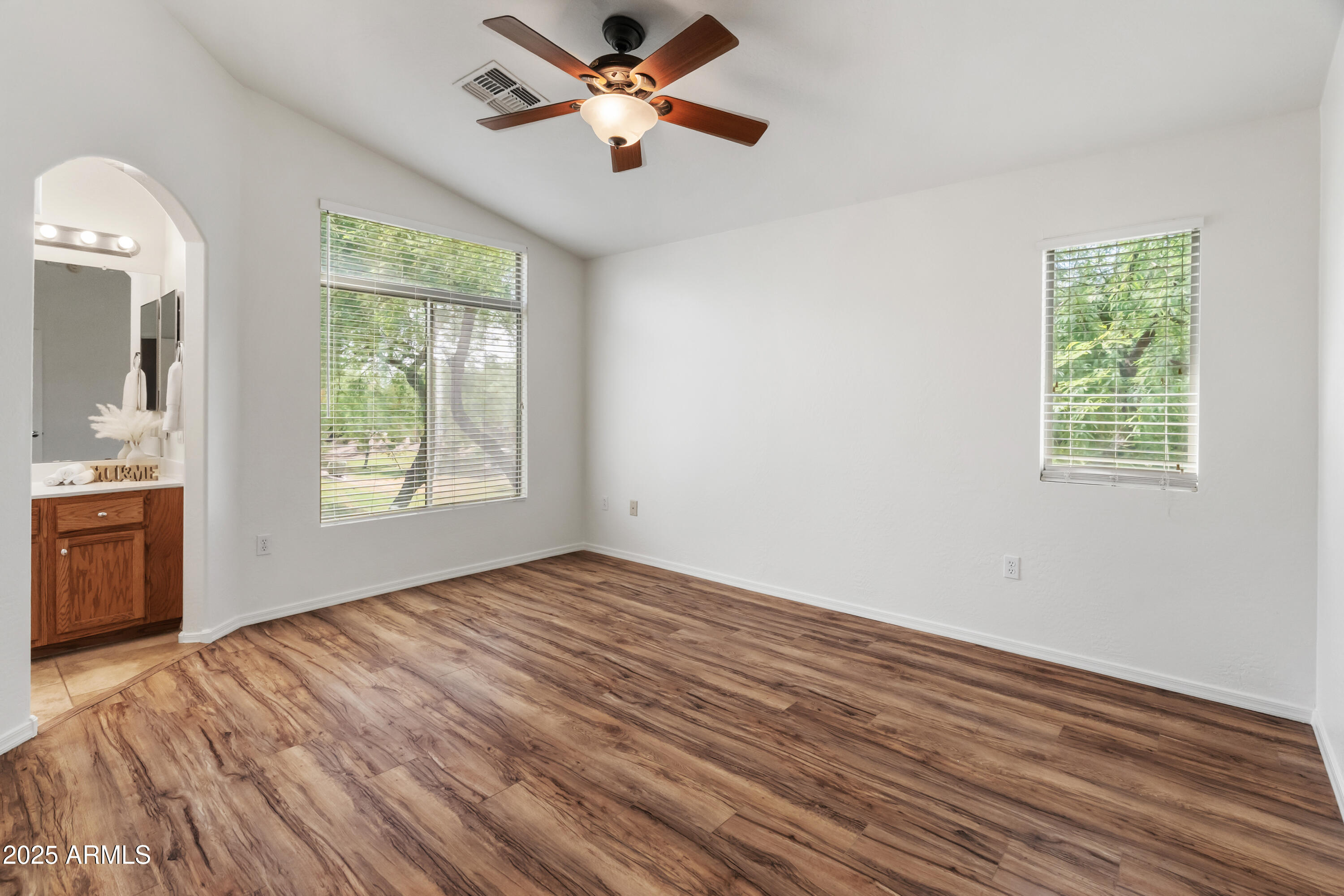 2250 E Deer Valley Road, 104