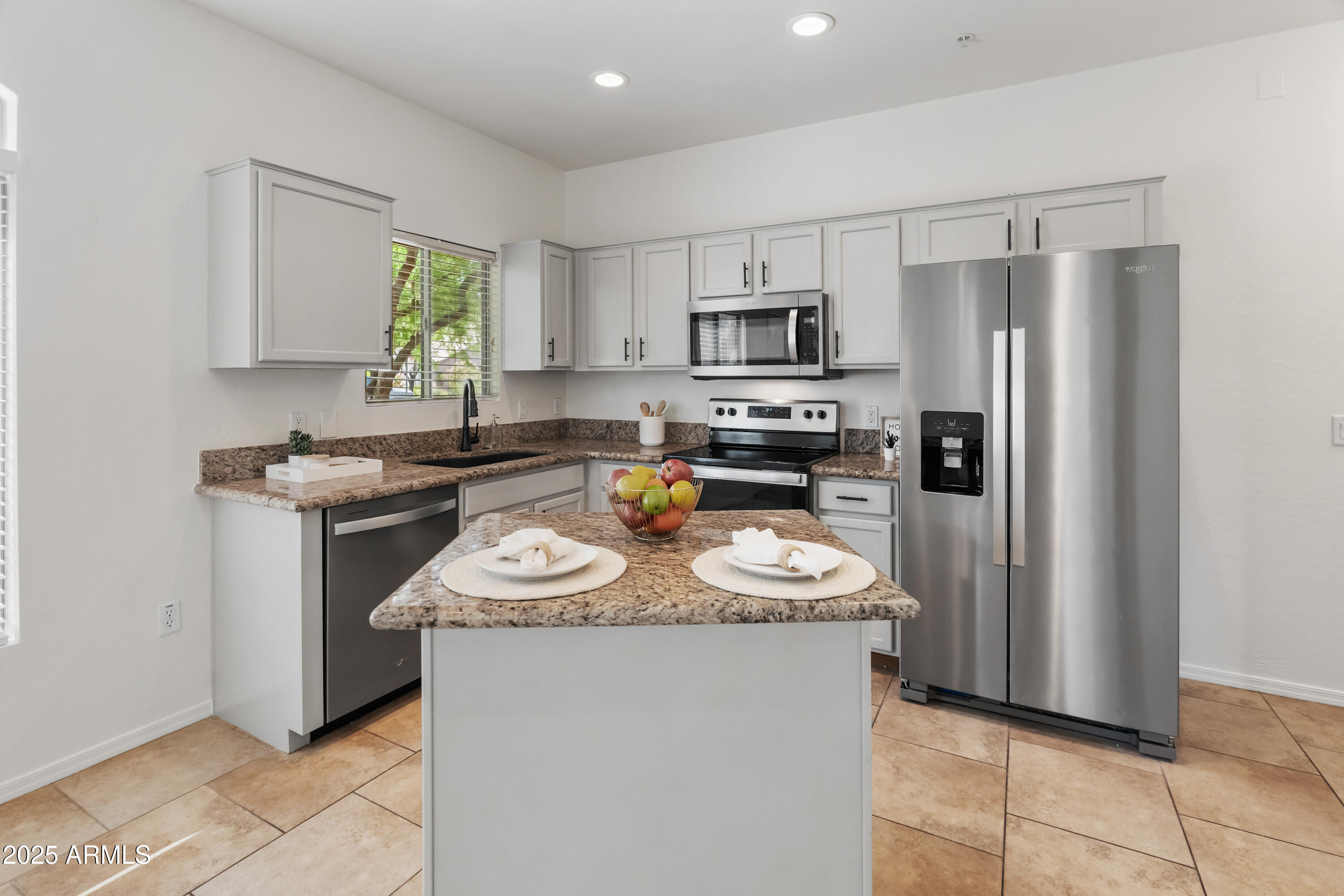 2250 E Deer Valley Road, 104