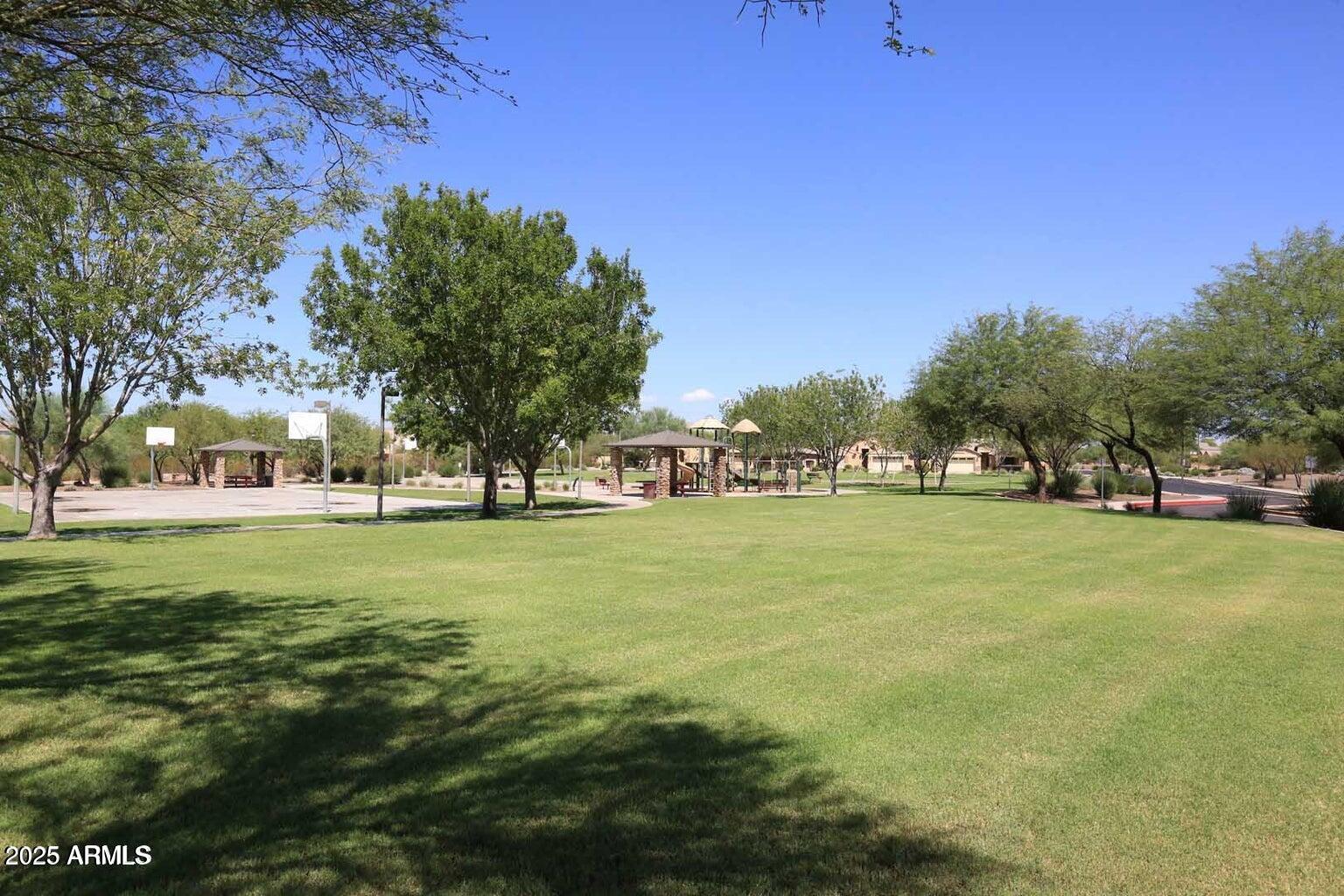 2911 E Quiet Hollow Lane