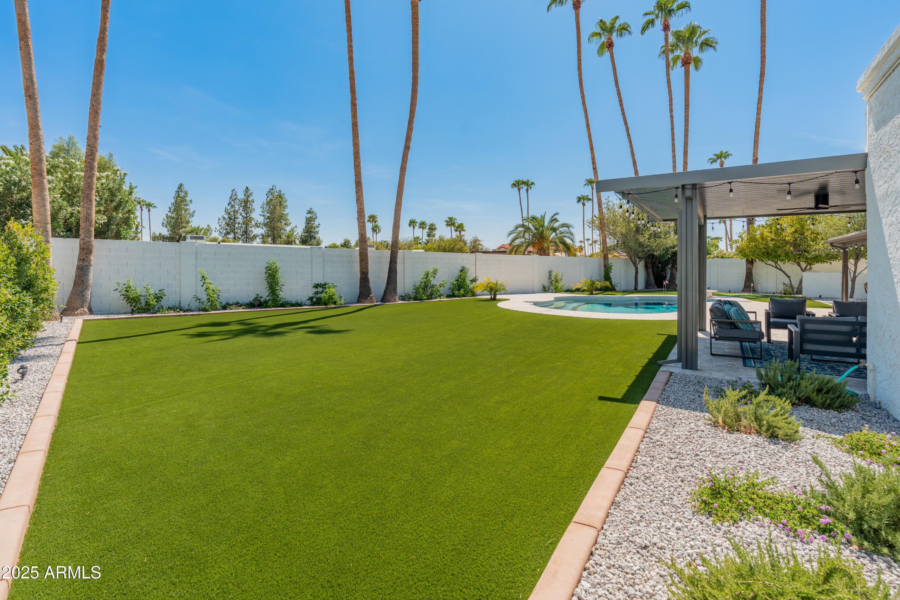 6049 E Crocus Drive