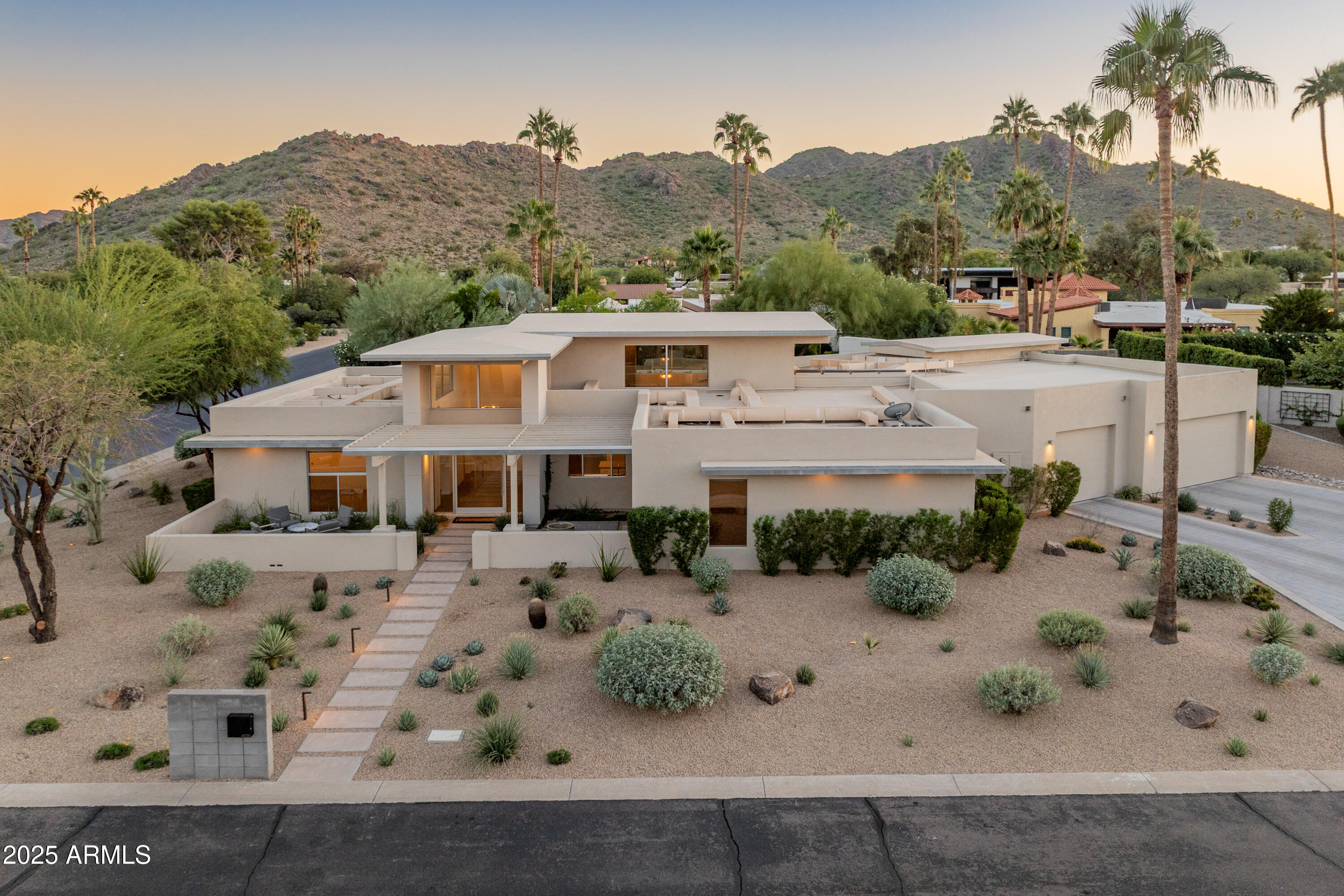 4339 E Via Estrella Court