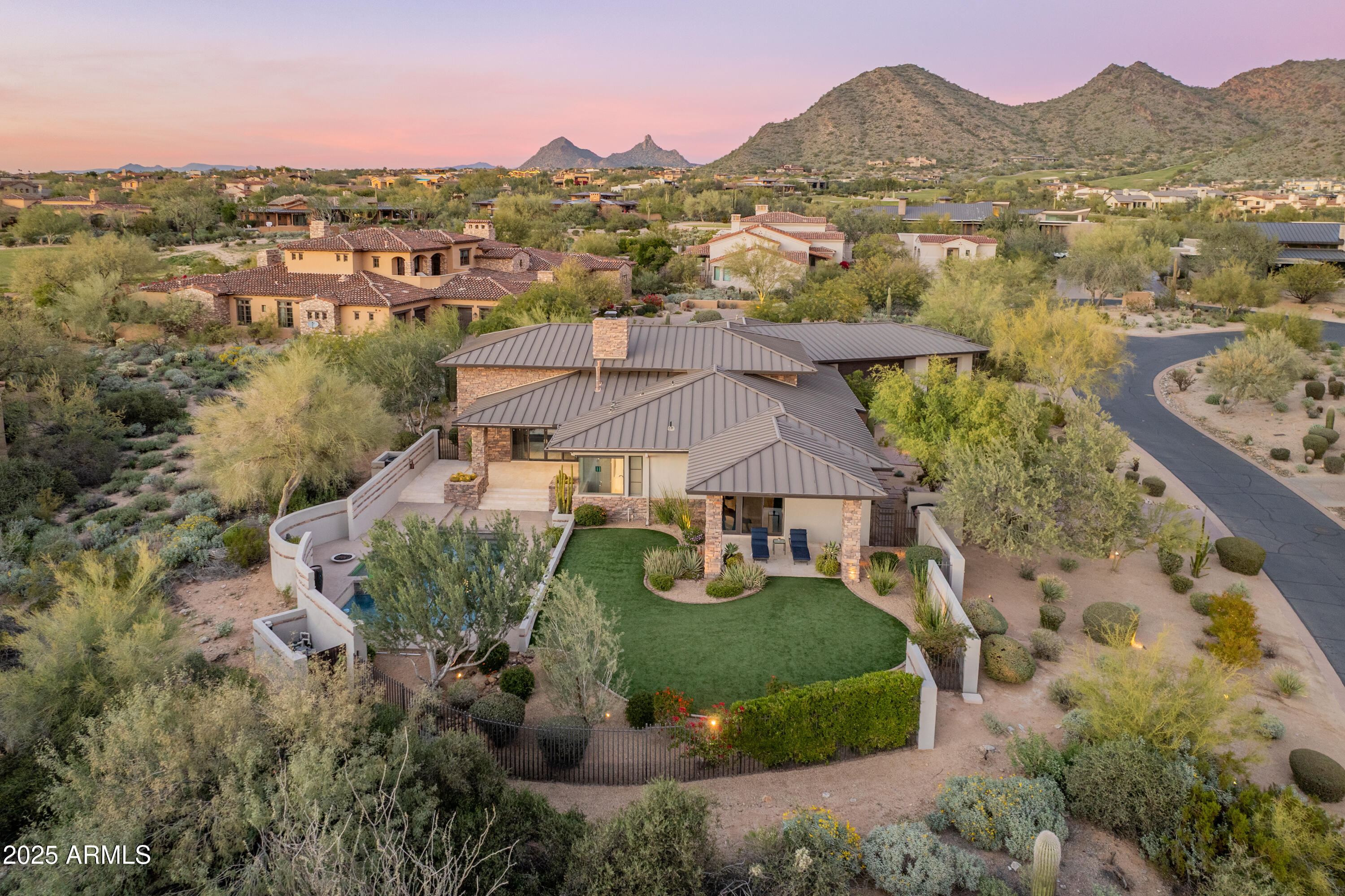 9810 E Thompson Peak Parkway 807