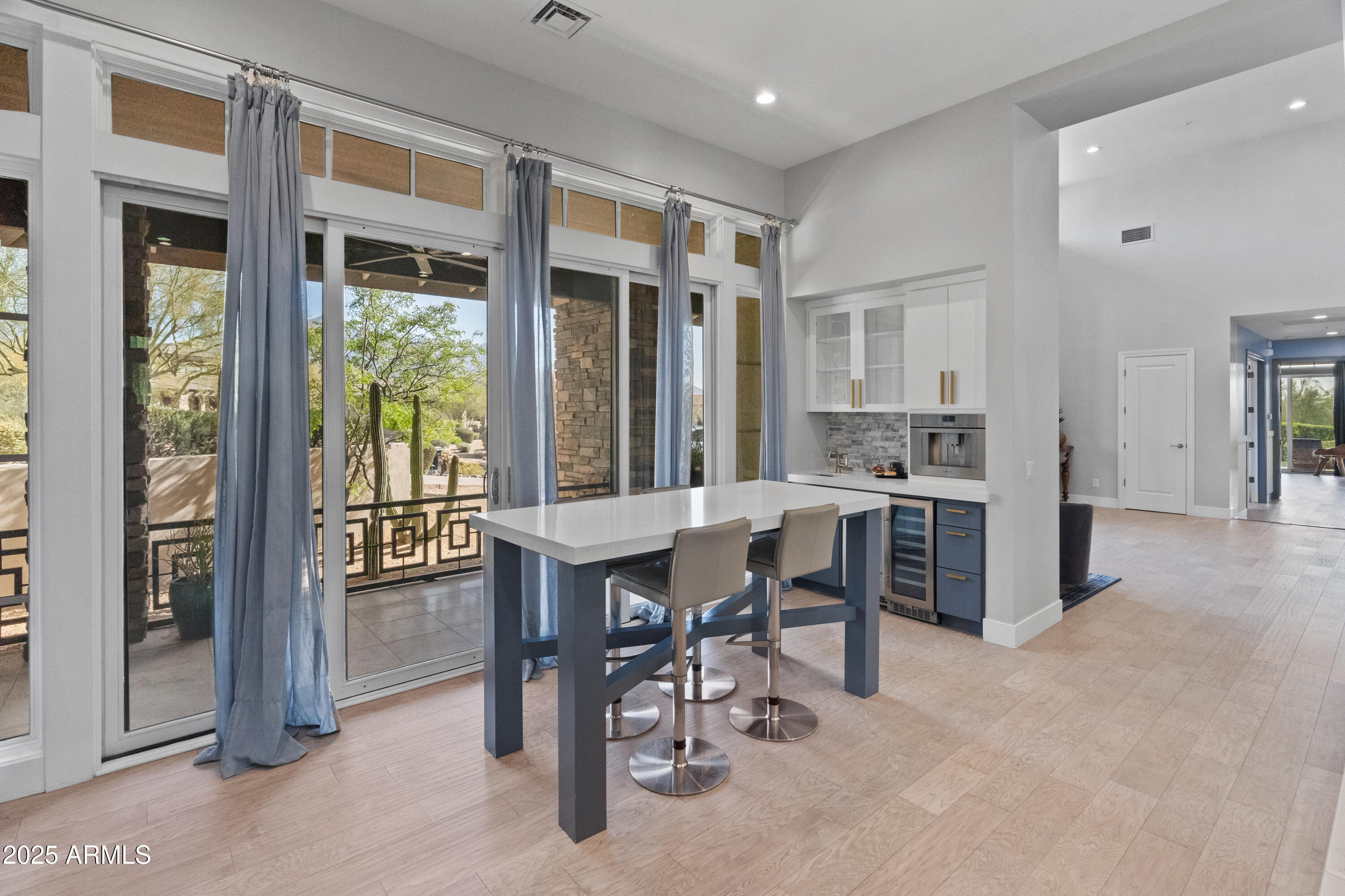 9810 E Thompson Peak Parkway 807