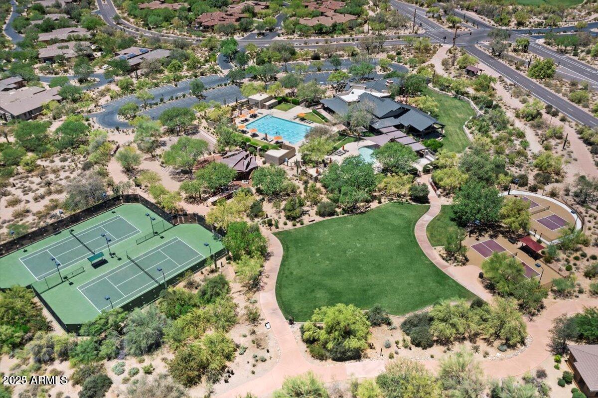 9810 E Thompson Peak Parkway 807