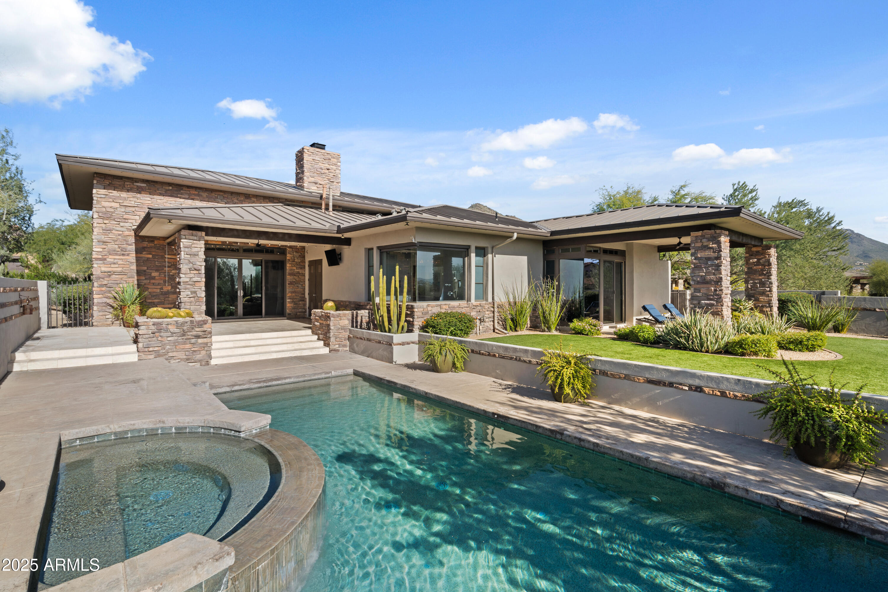 9810 E Thompson Peak Parkway 807