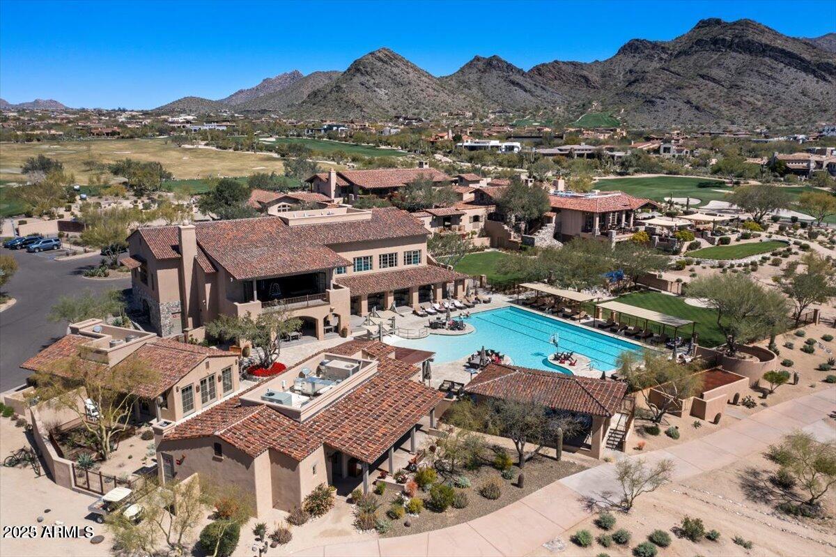 9810 E Thompson Peak Parkway 807