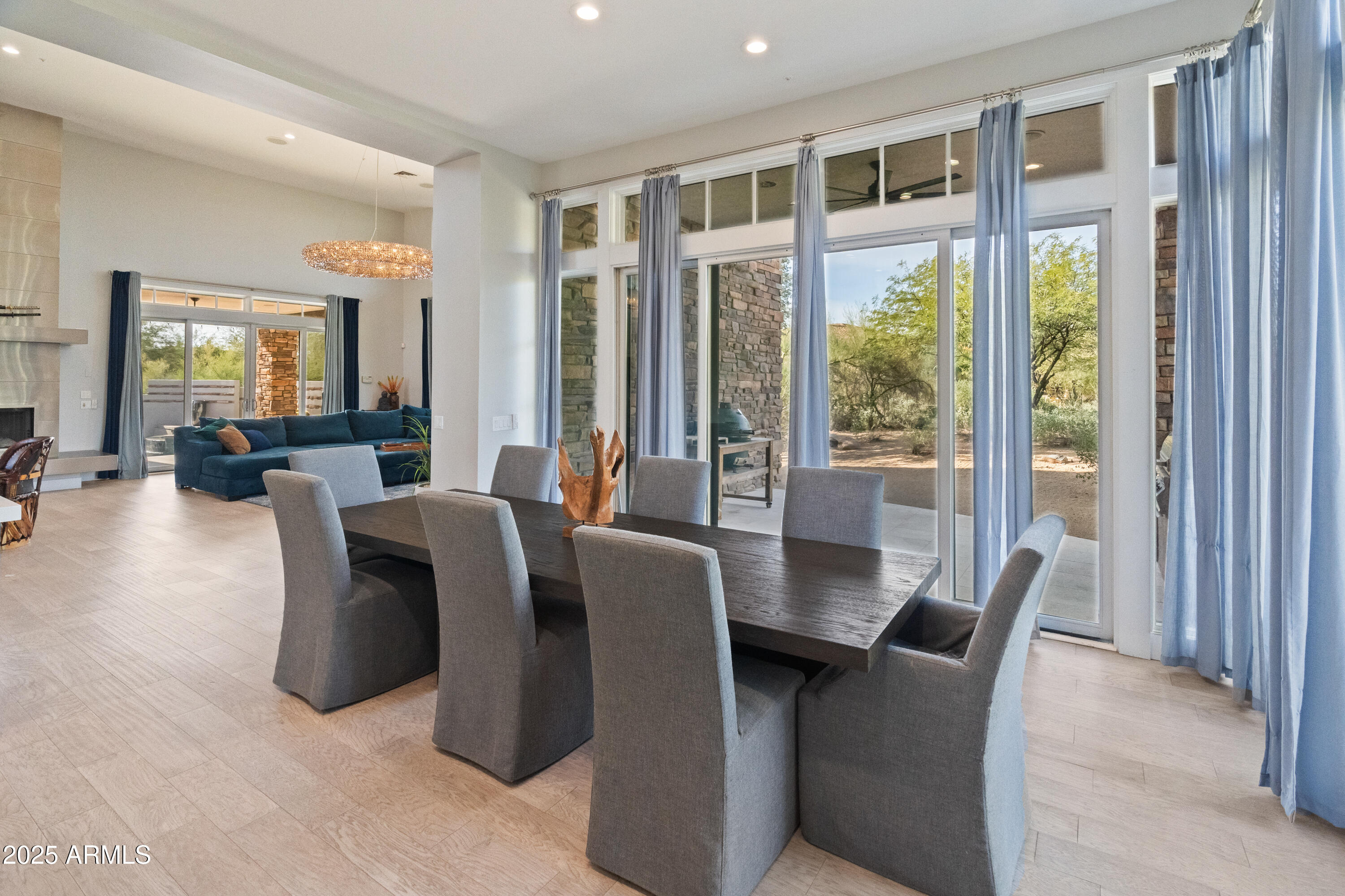 9810 E Thompson Peak Parkway 807