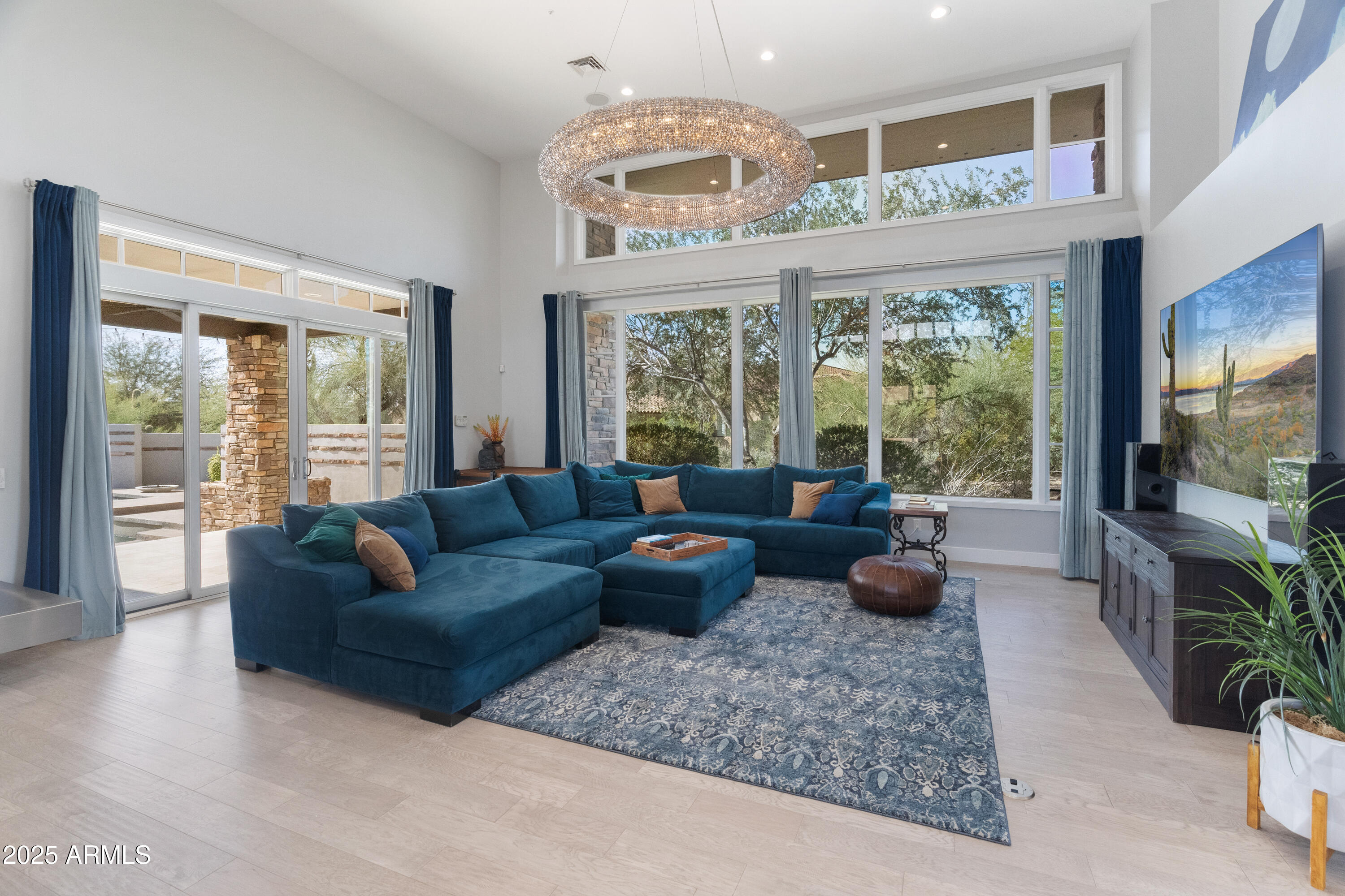 9810 E Thompson Peak Parkway 807