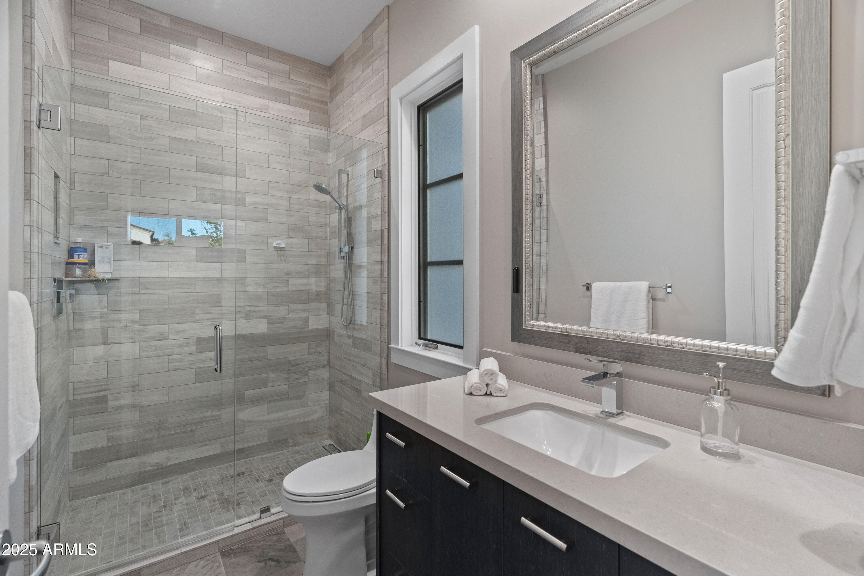 9810 E Thompson Peak Parkway 807