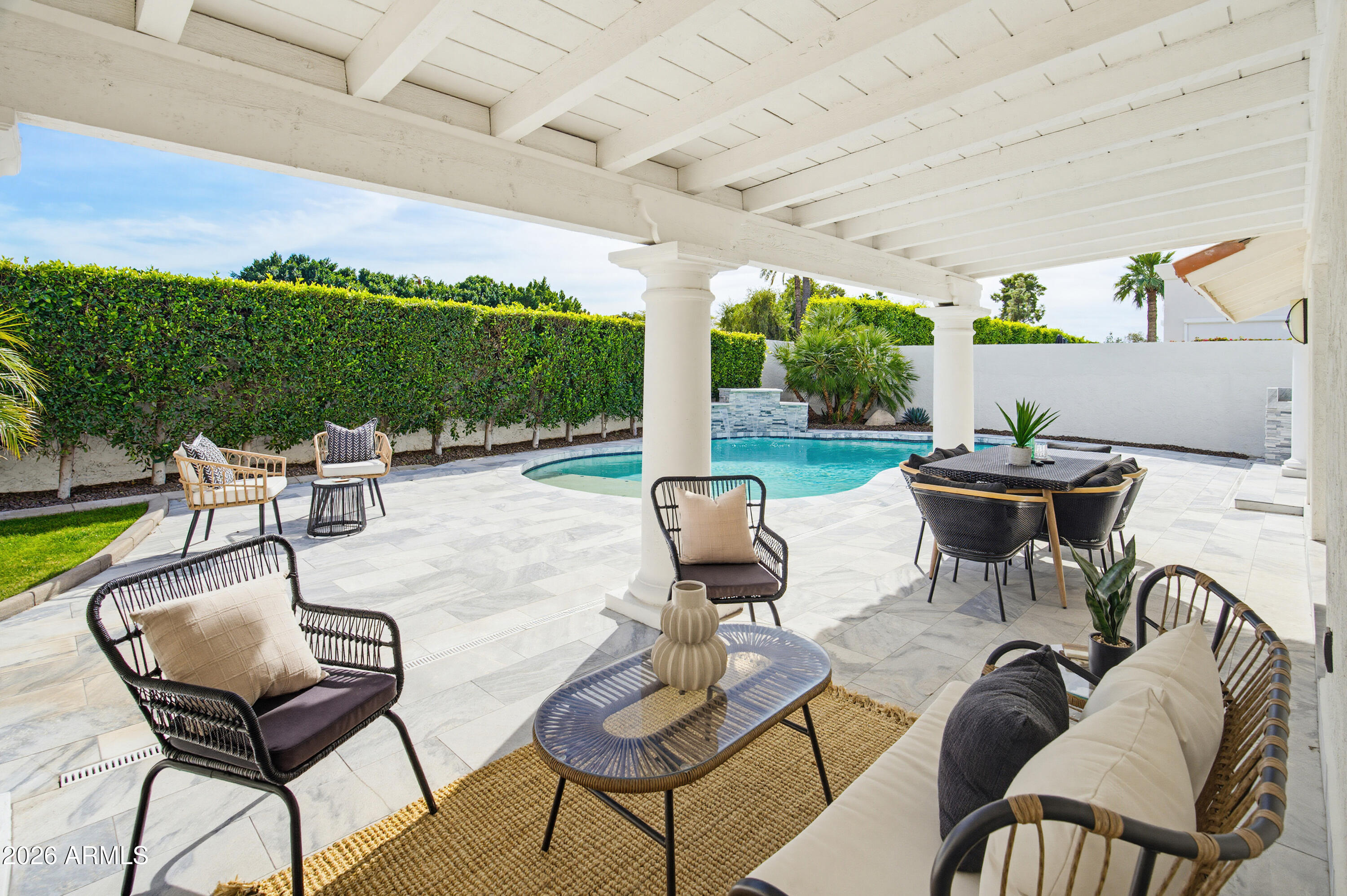 2521 E Marshall Avenue