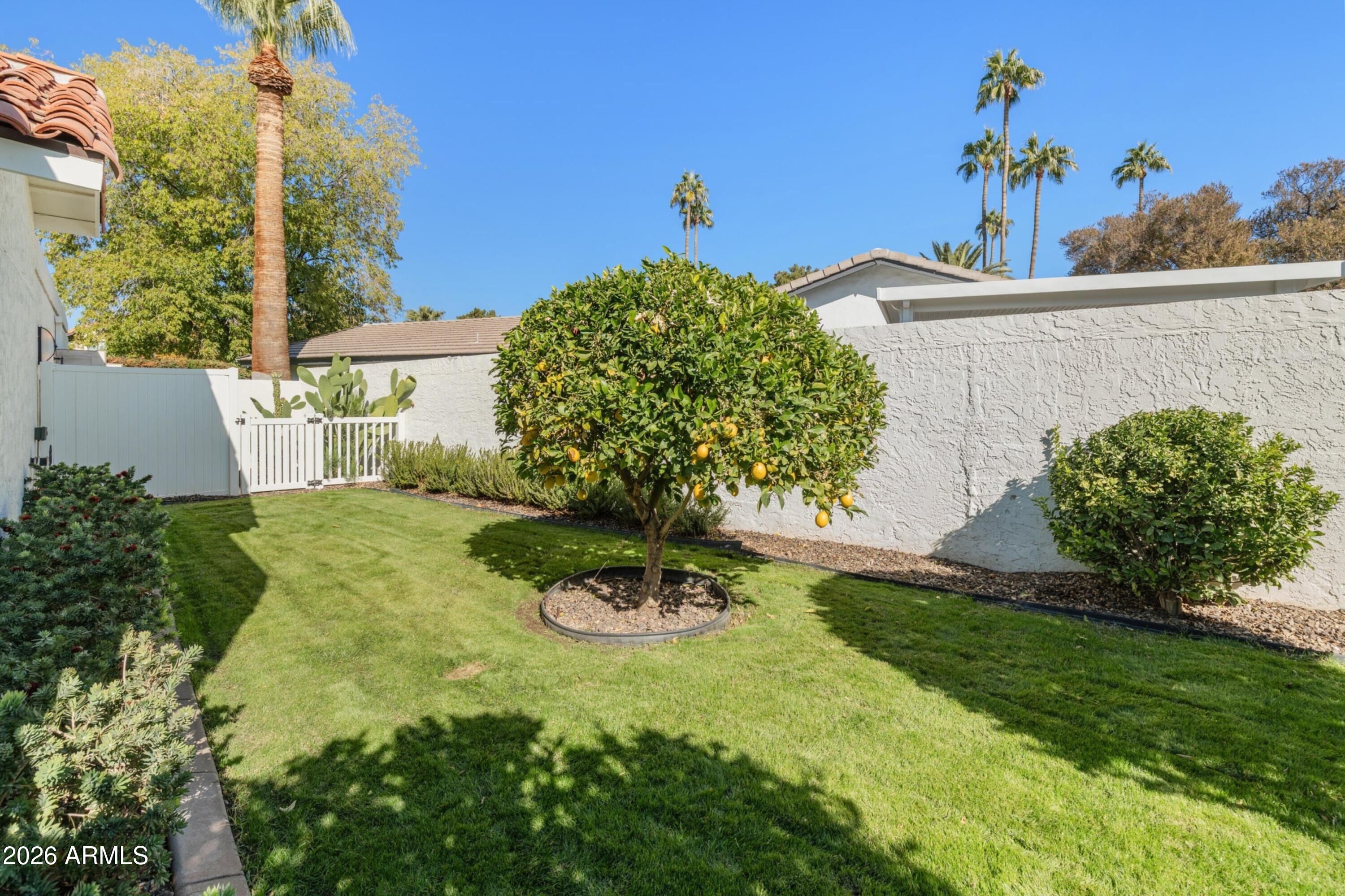 2521 E Marshall Avenue