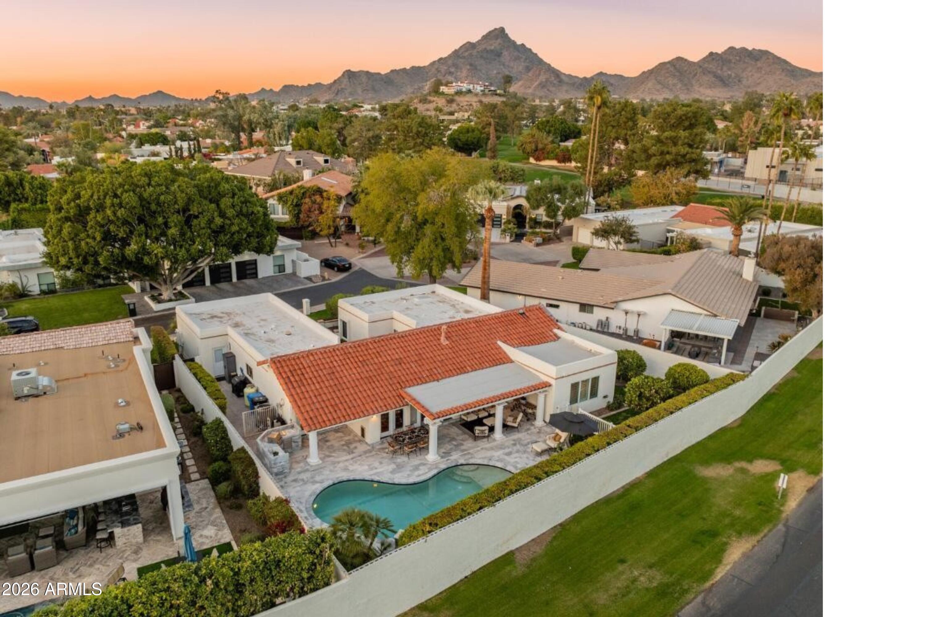 2521 E Marshall Avenue