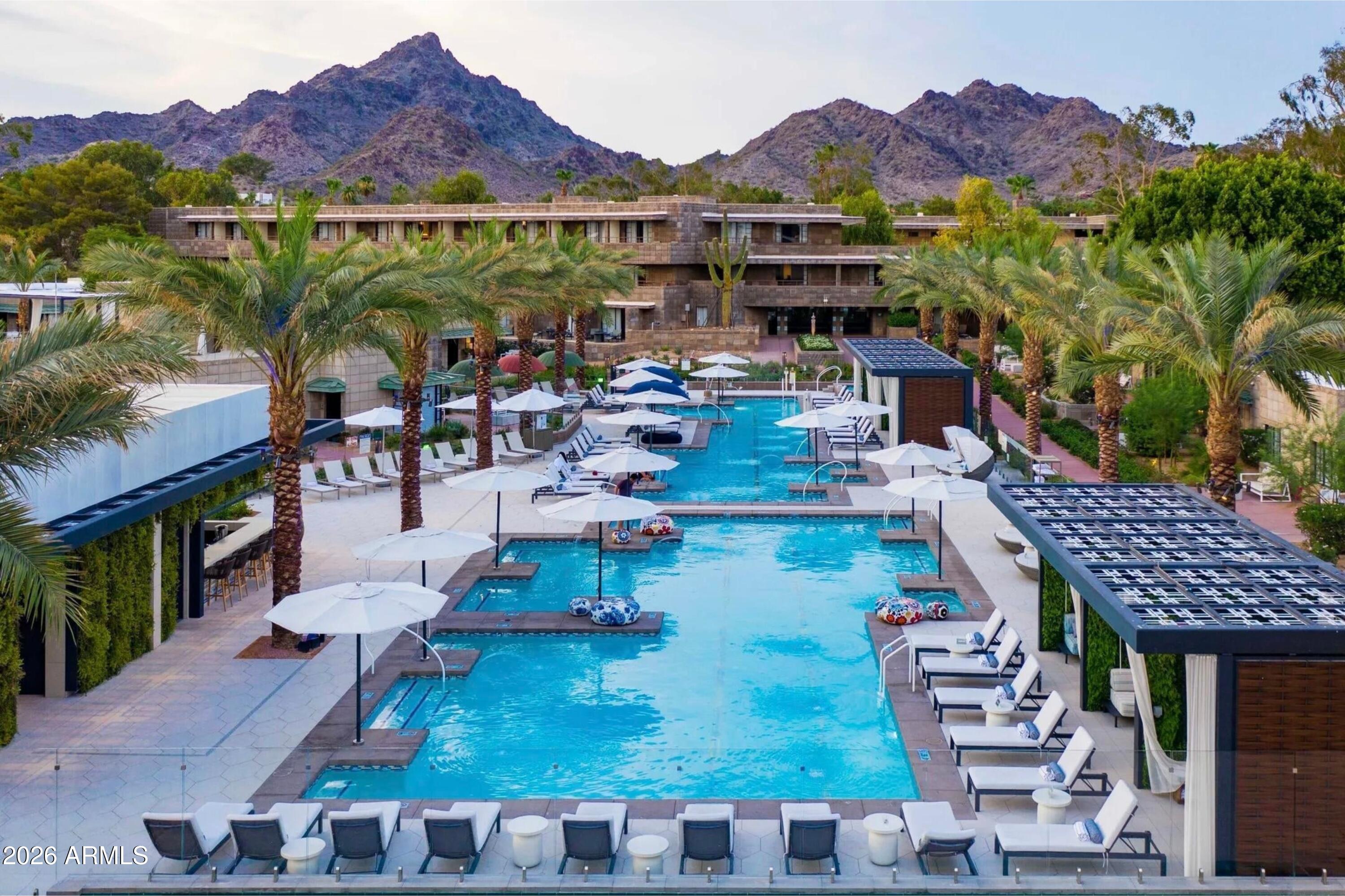 2521 E Marshall Avenue