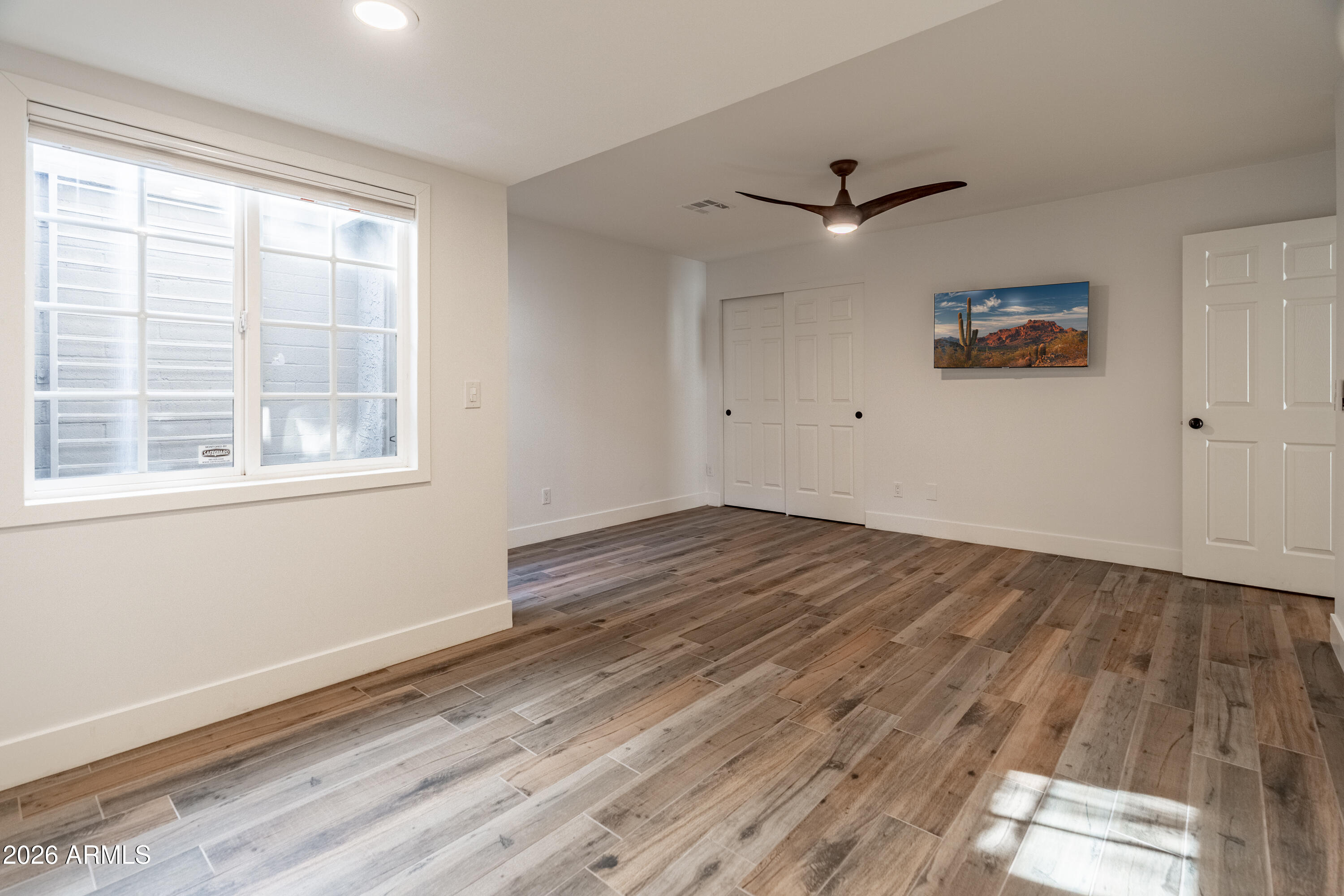 7124 N Via De Amigos