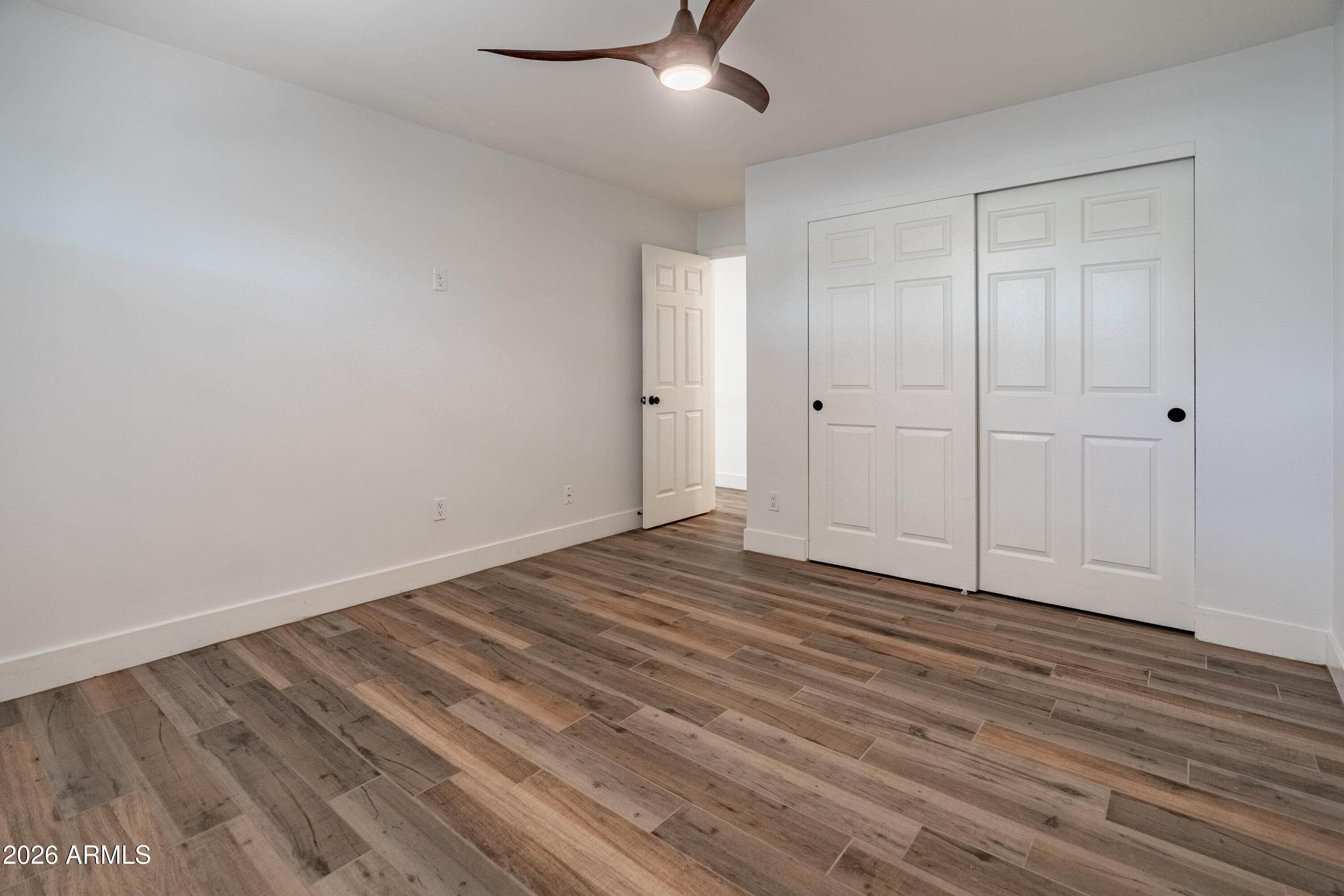 7124 N Via De Amigos