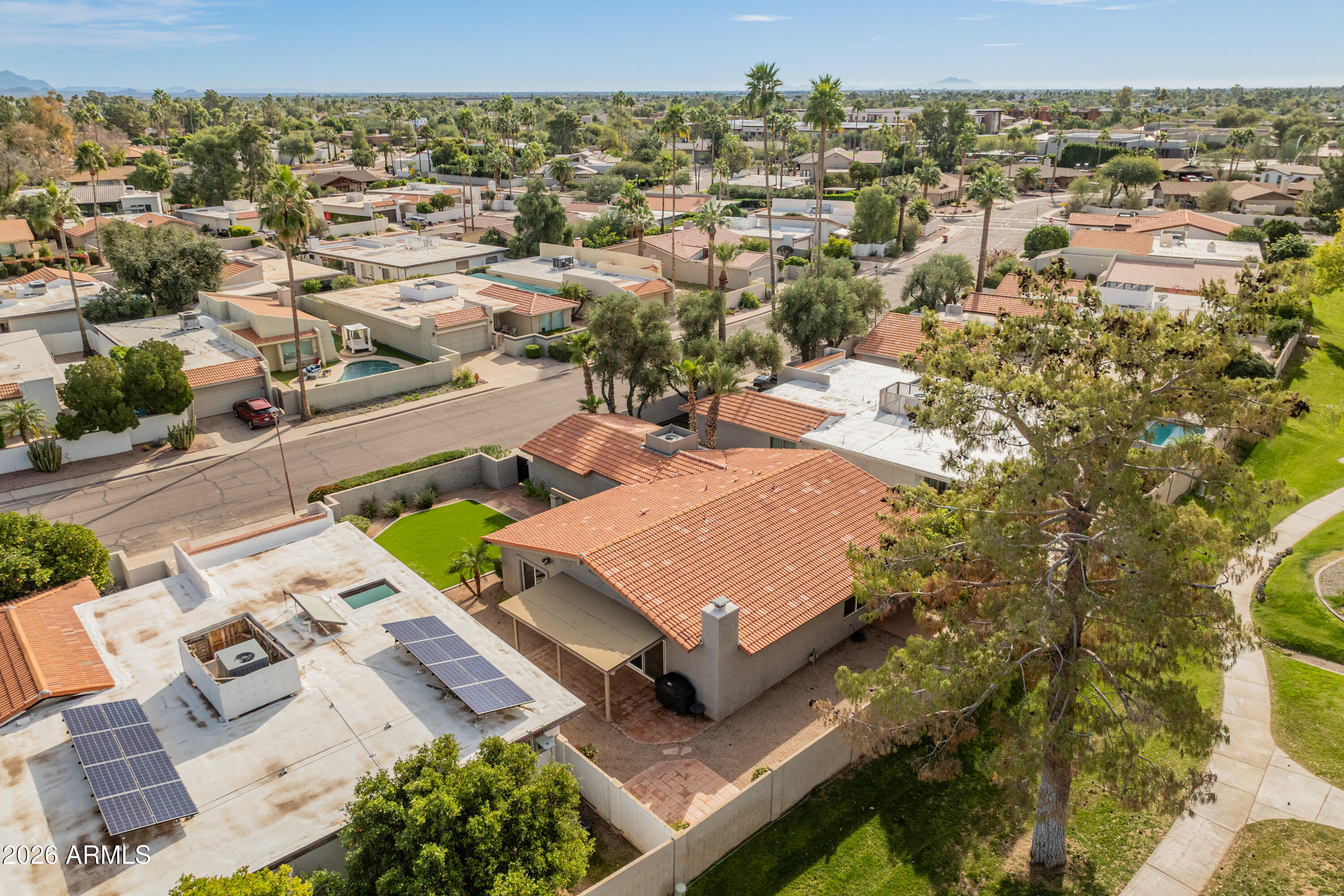 7124 N Via De Amigos