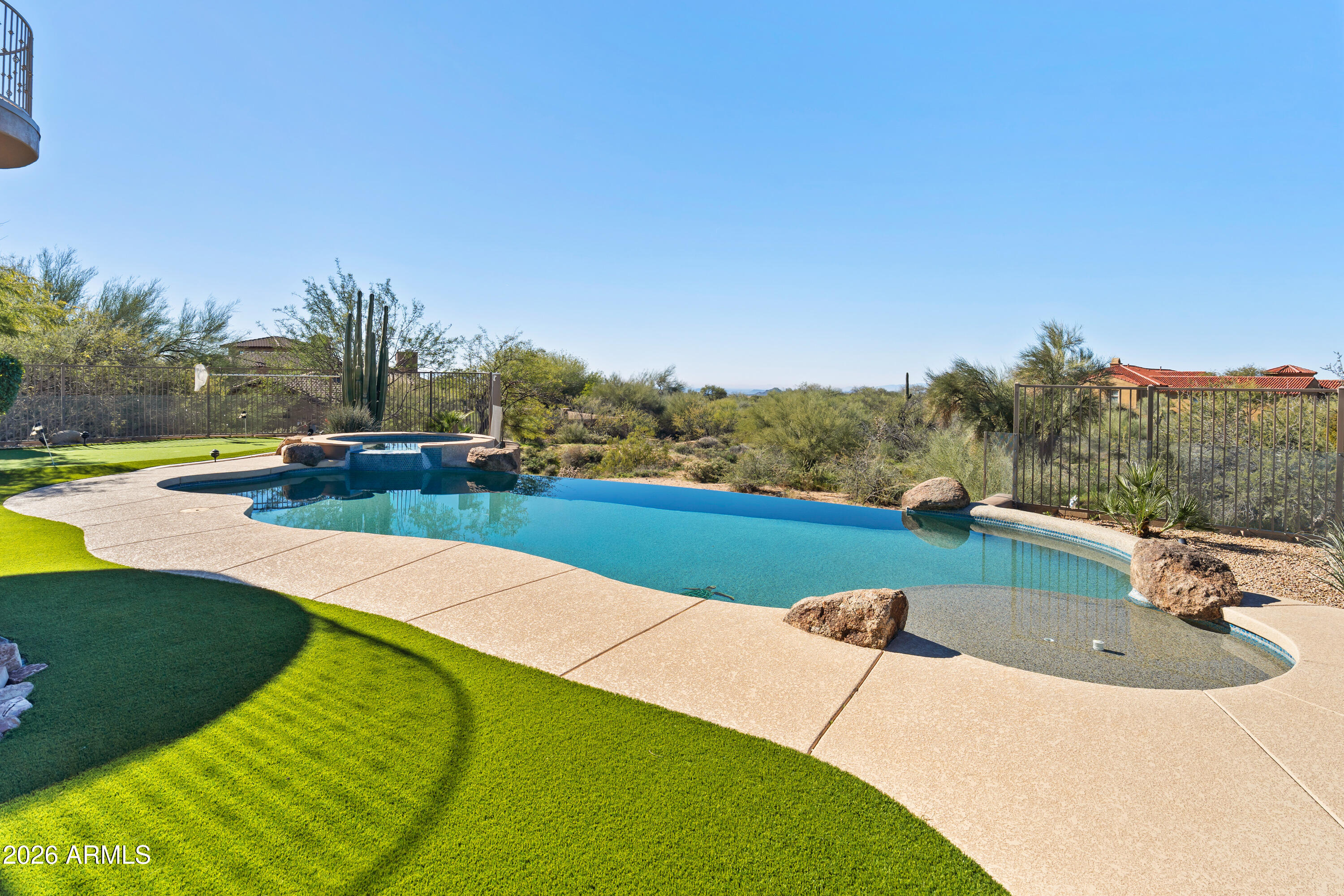 37958 N Boulder View Drive