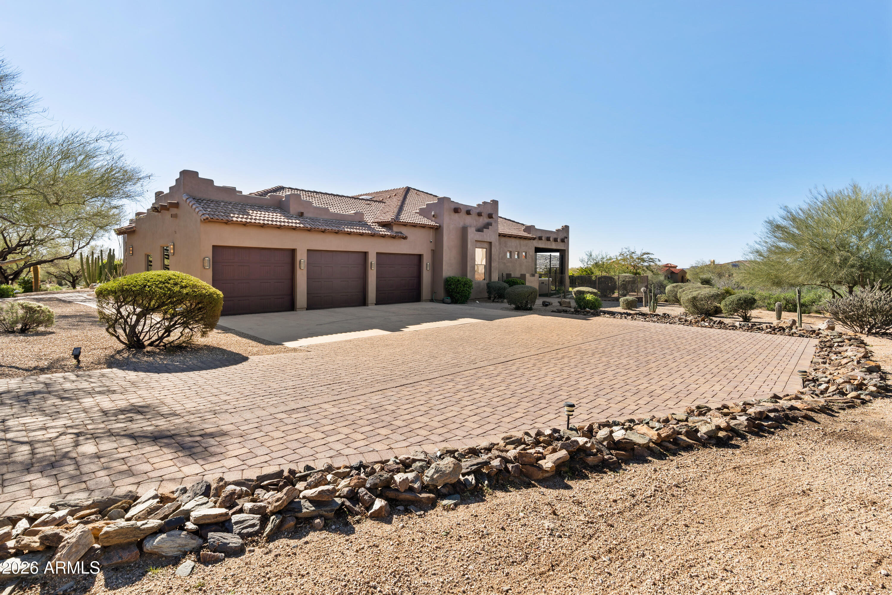 37958 N Boulder View Drive