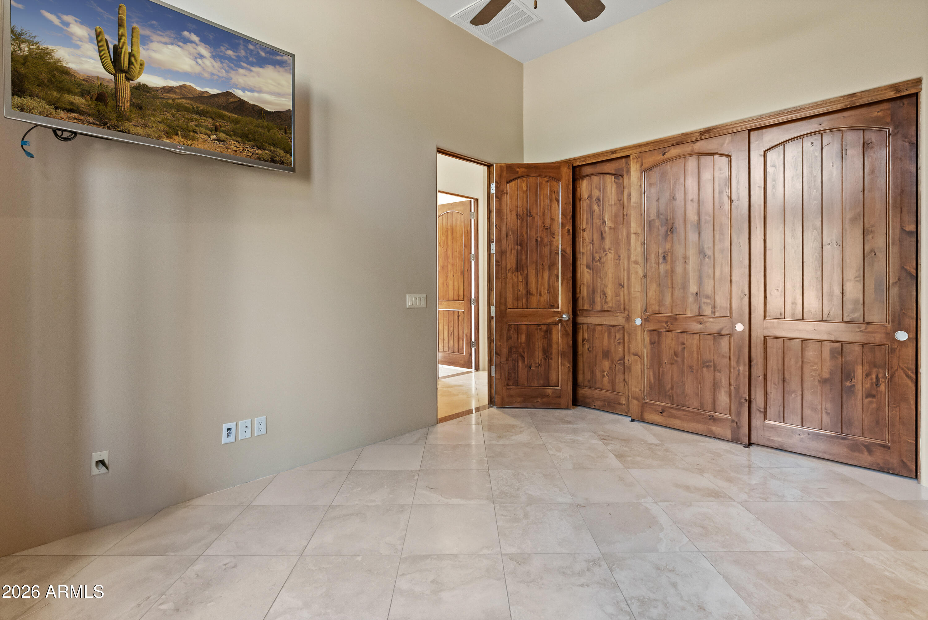 37958 N Boulder View Drive