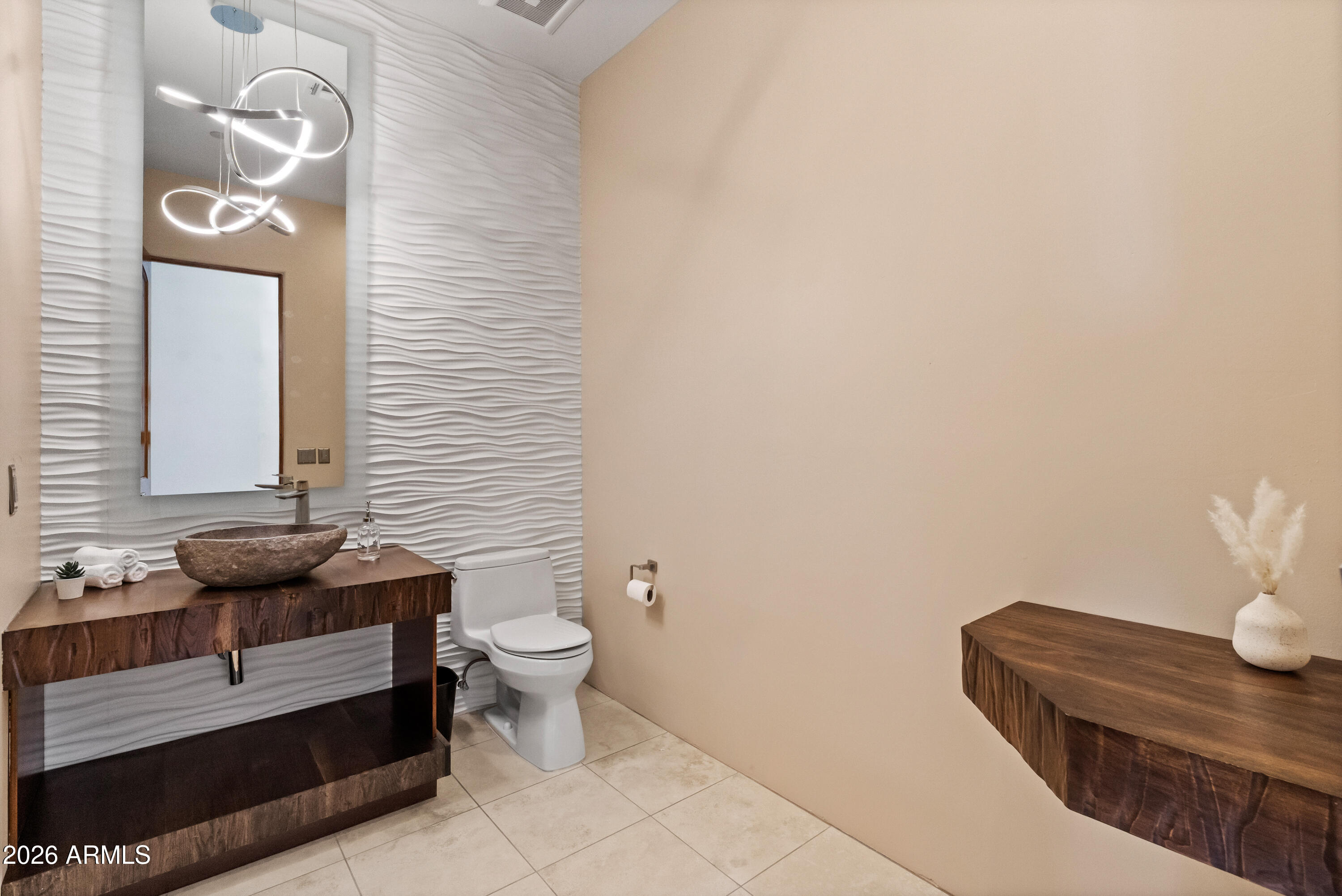 37958 N Boulder View Drive