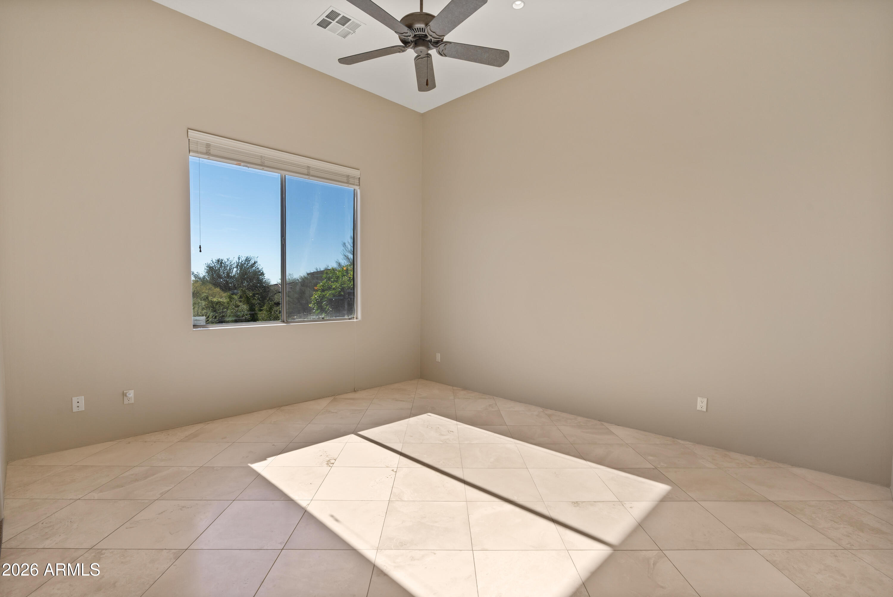 37958 N Boulder View Drive