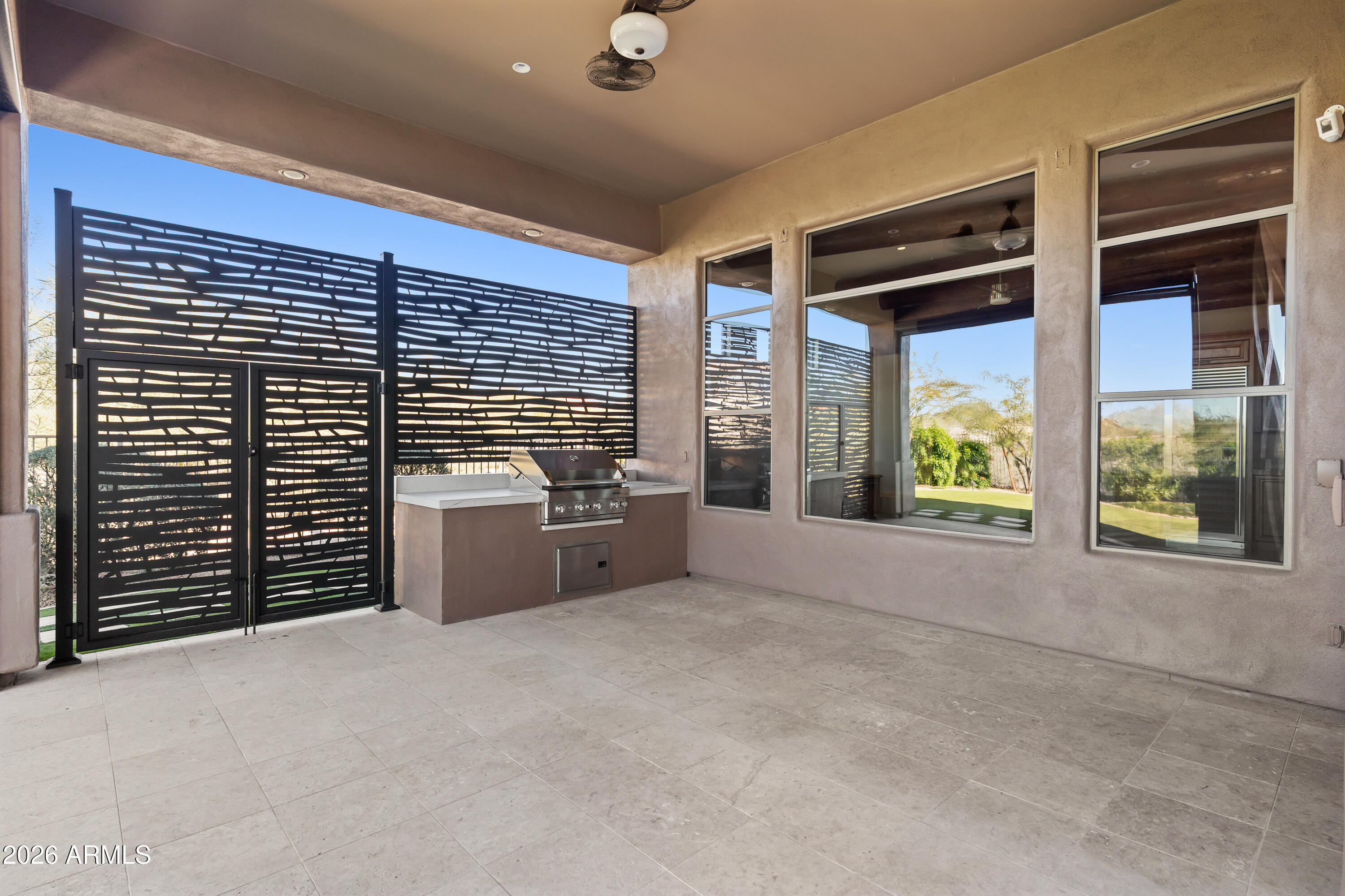 37958 N Boulder View Drive