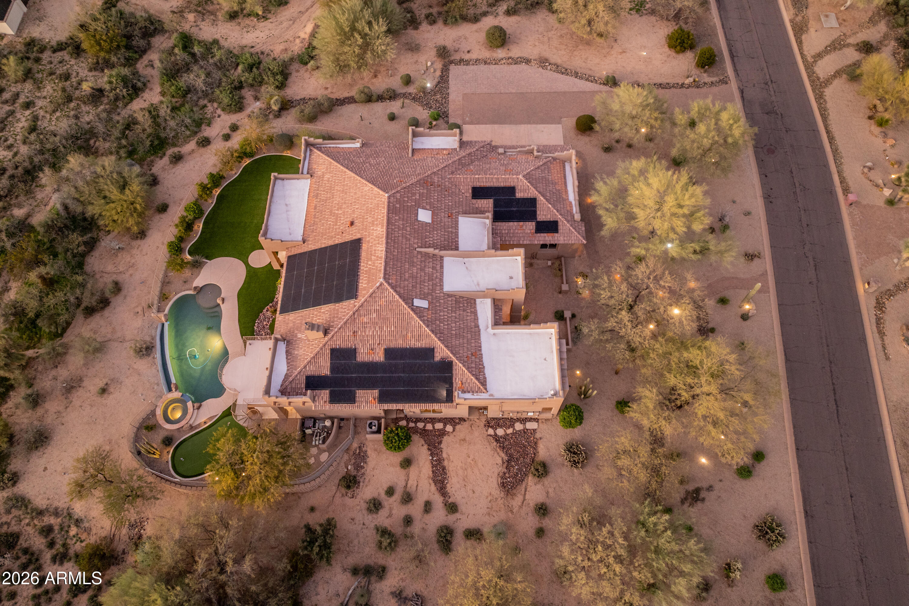 37958 N Boulder View Drive