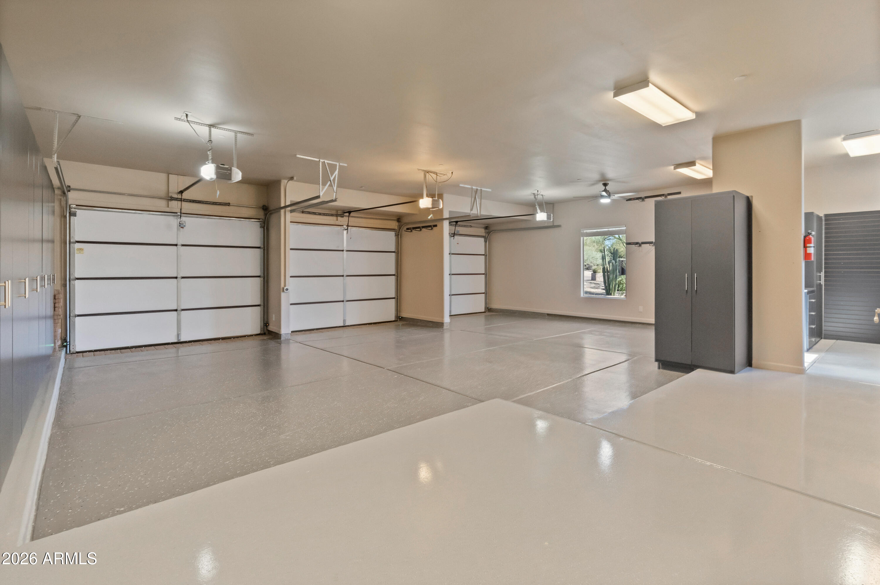 37958 N Boulder View Drive