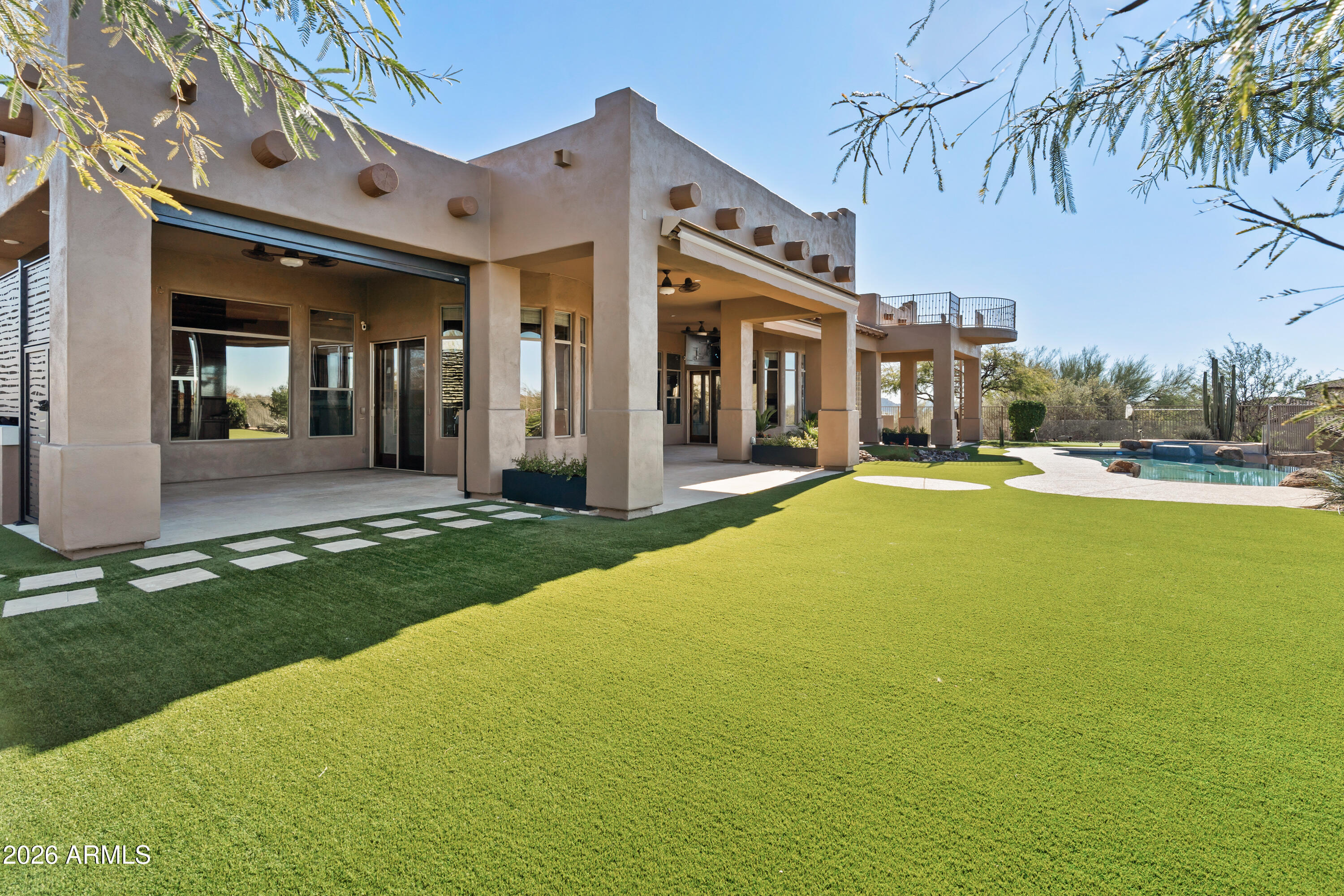 37958 N Boulder View Drive