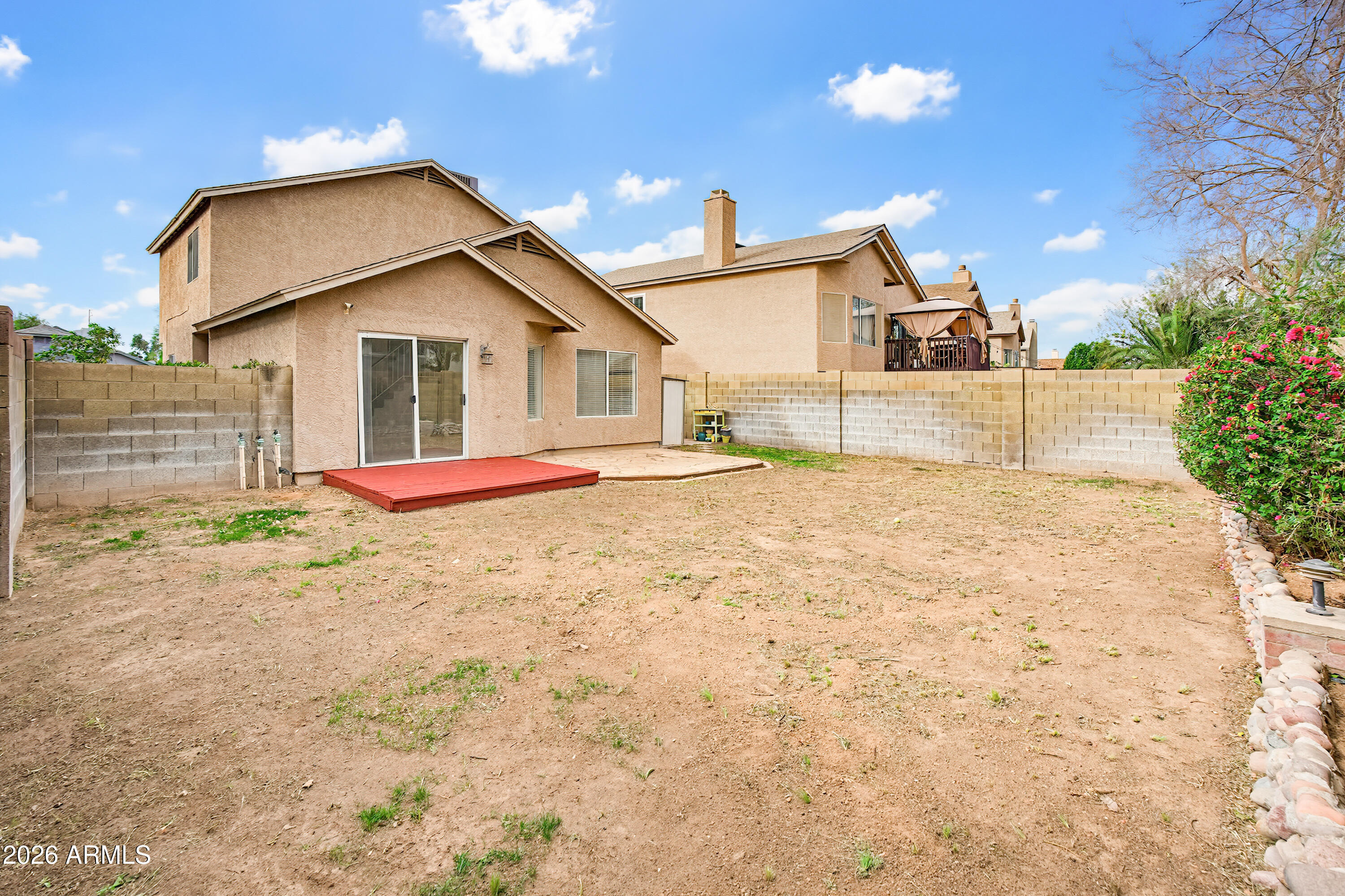 5042 W FAIRVIEW Street