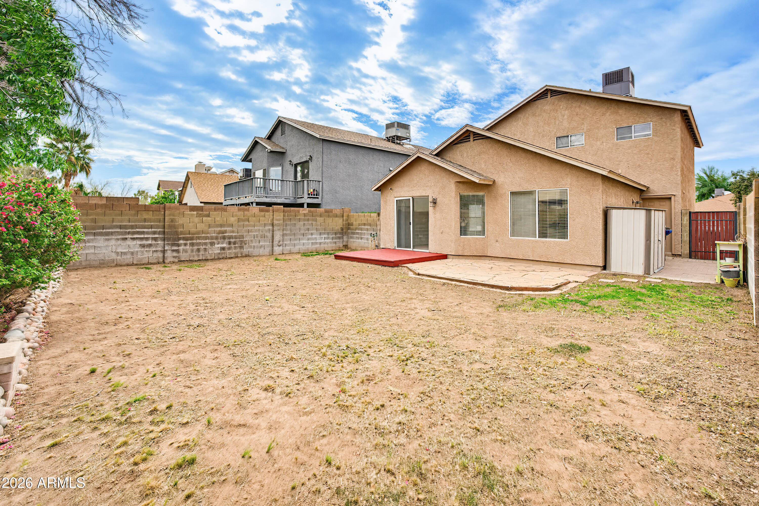 5042 W FAIRVIEW Street