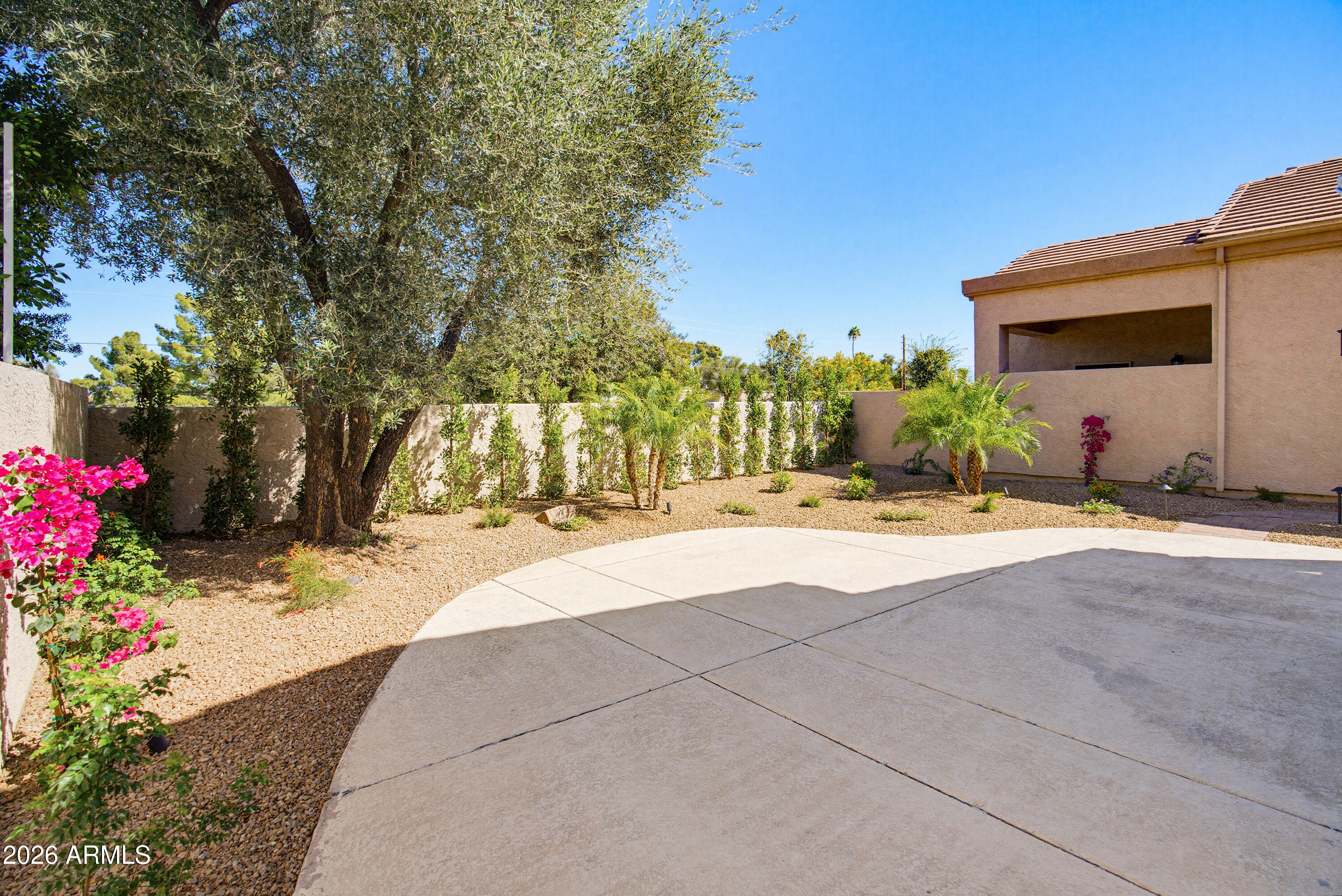 8100 E Camelback Road 64