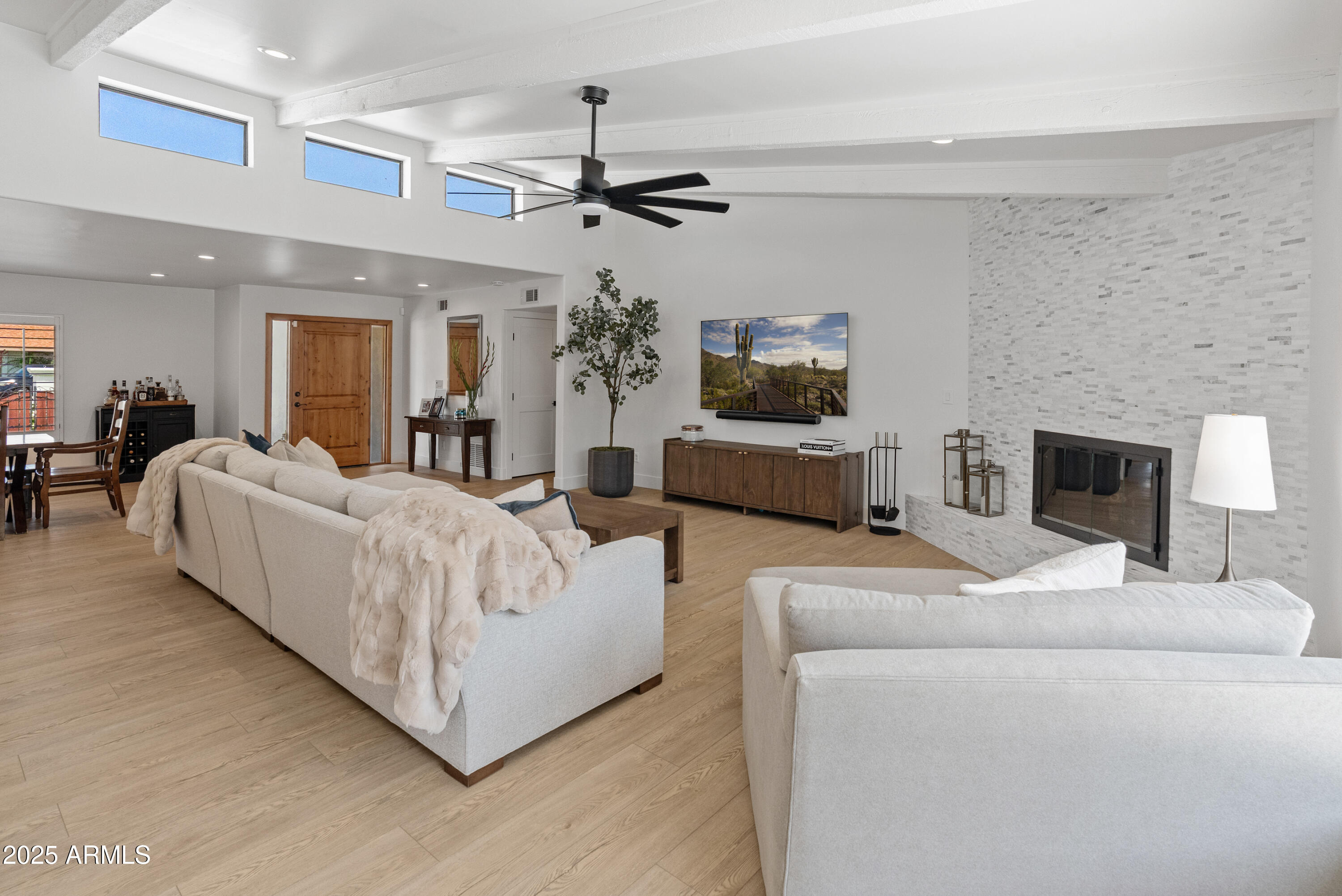 5711 E CORRINE Drive