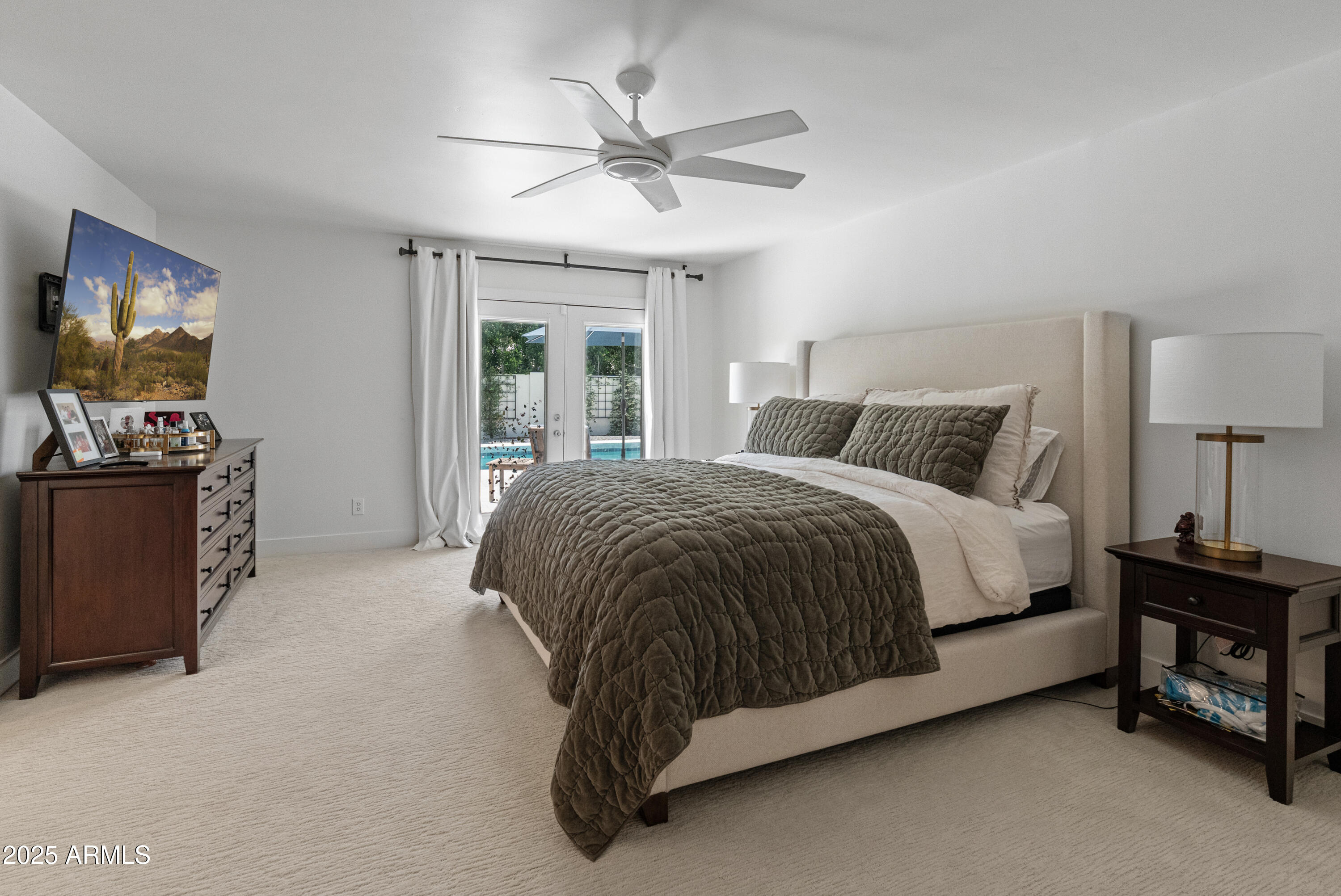 5711 E CORRINE Drive