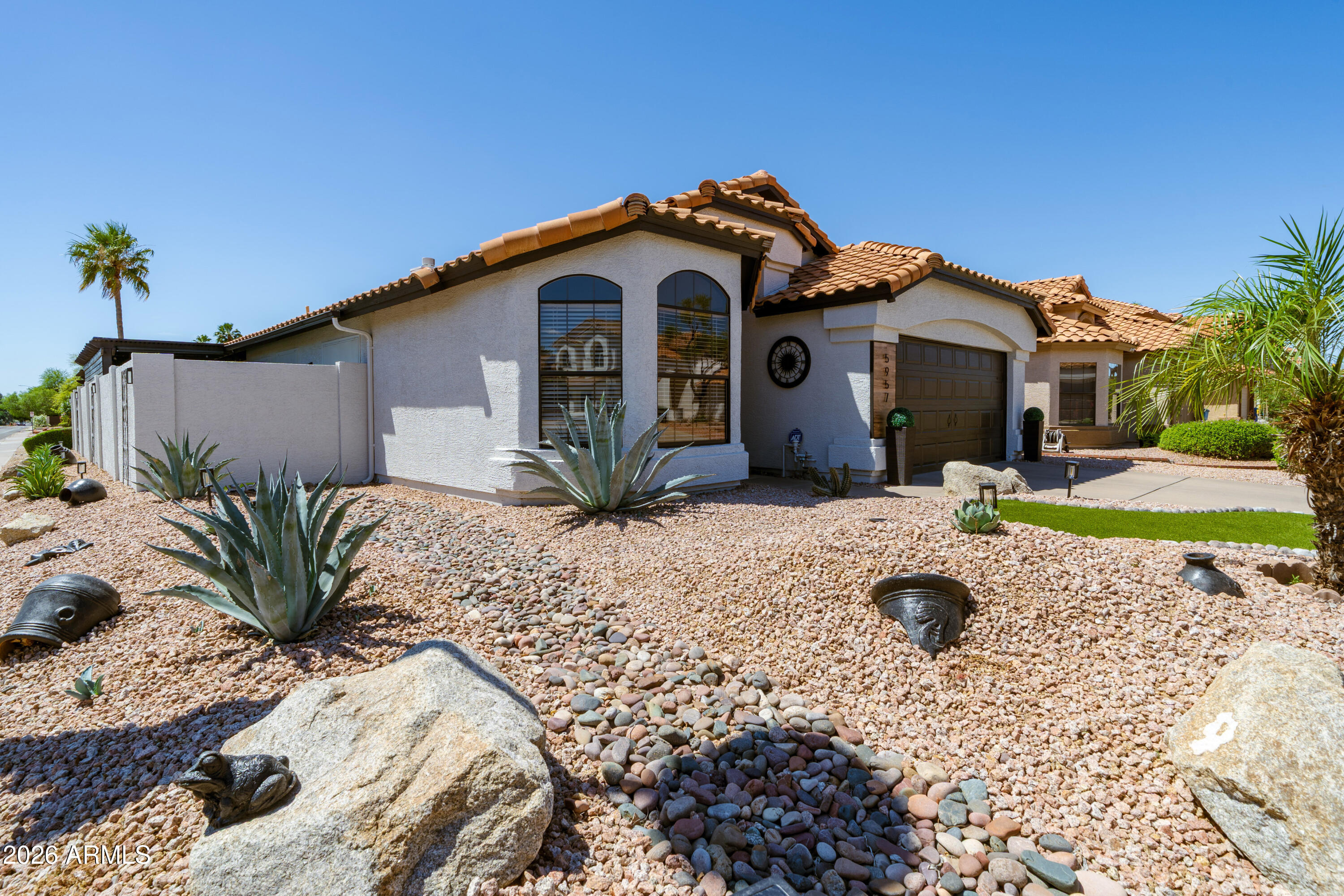 5957 E AIRE LIBRE Lane