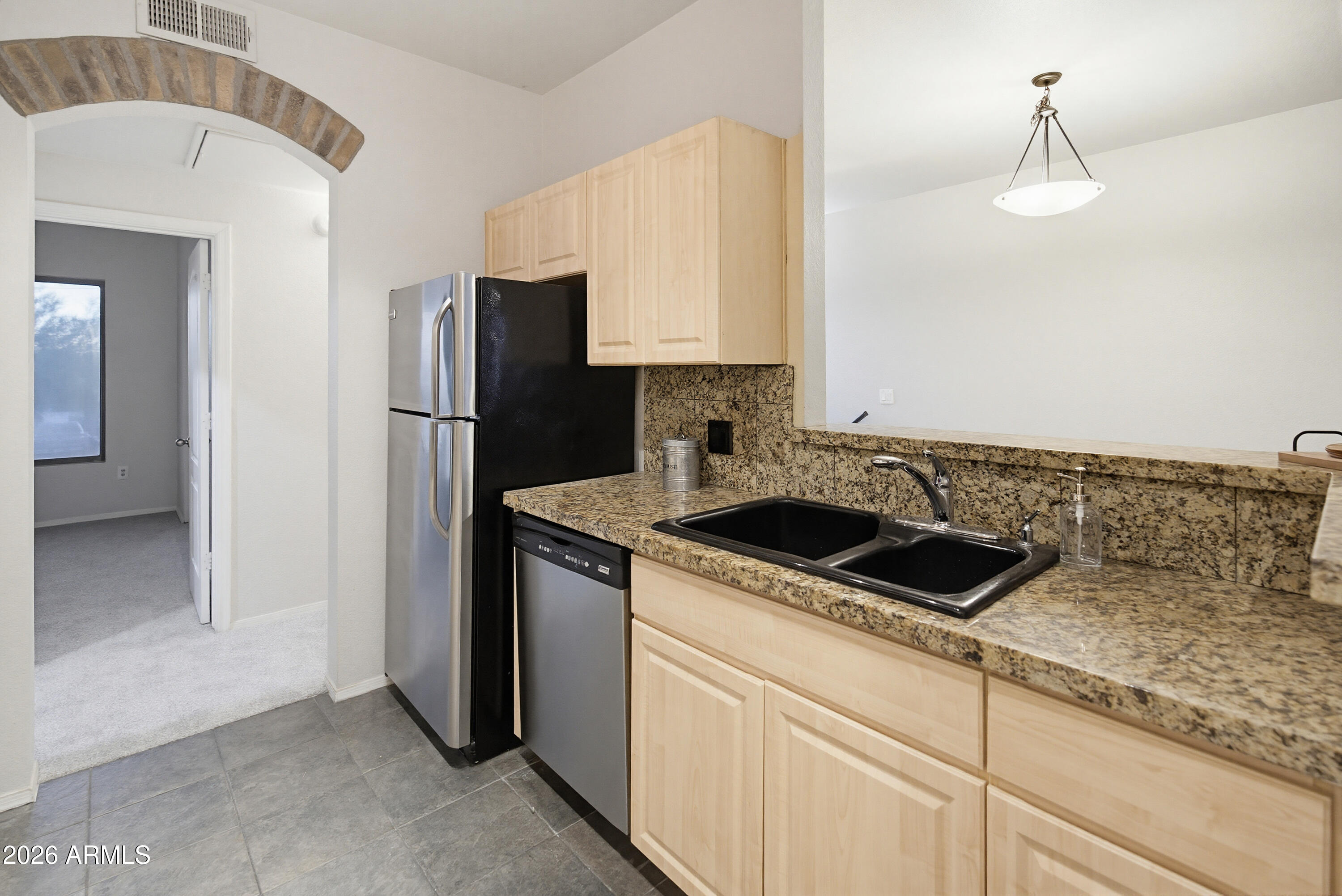 1411 E Orangewood Avenue 242