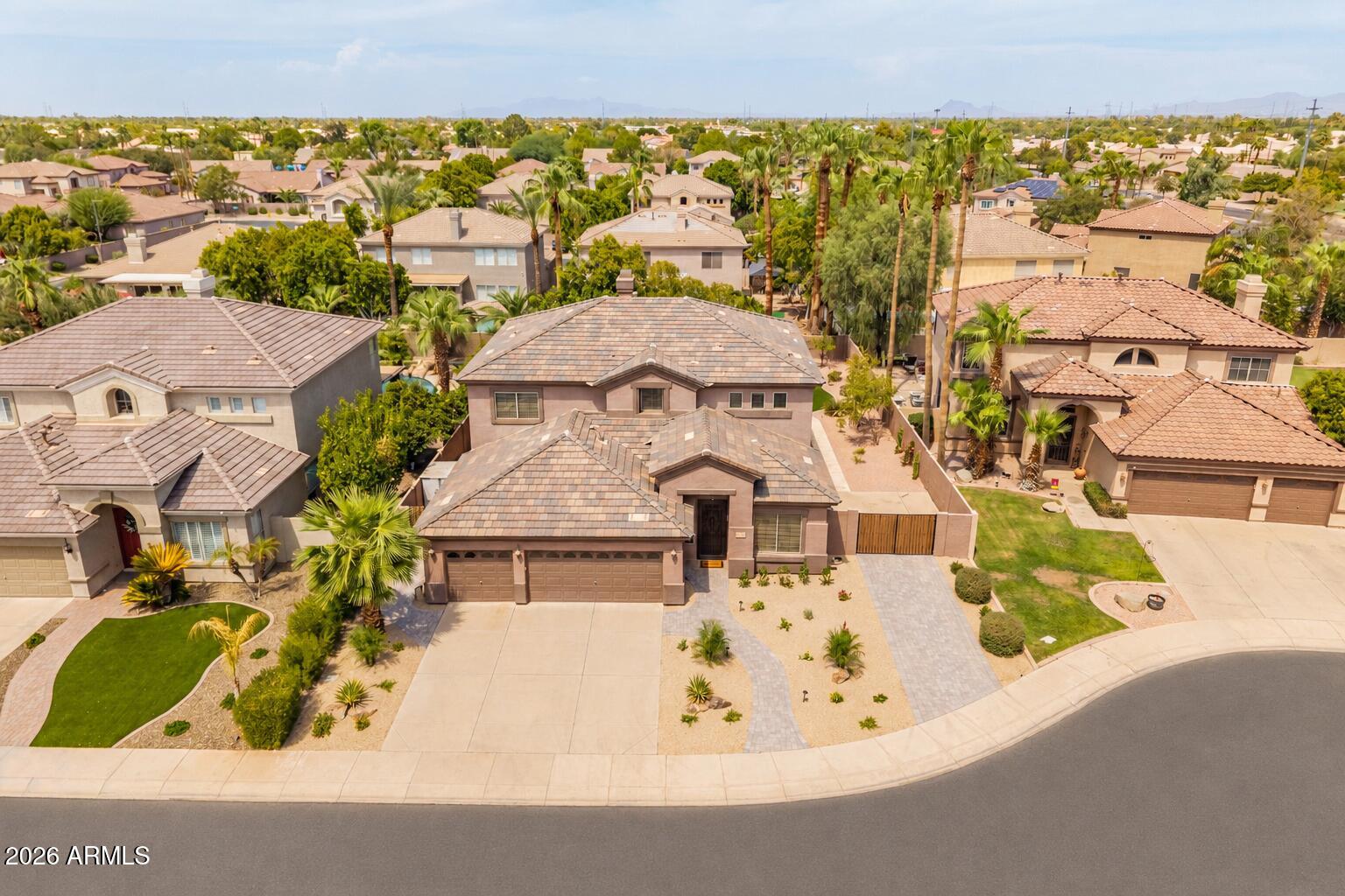 1550 E Saratoga Court