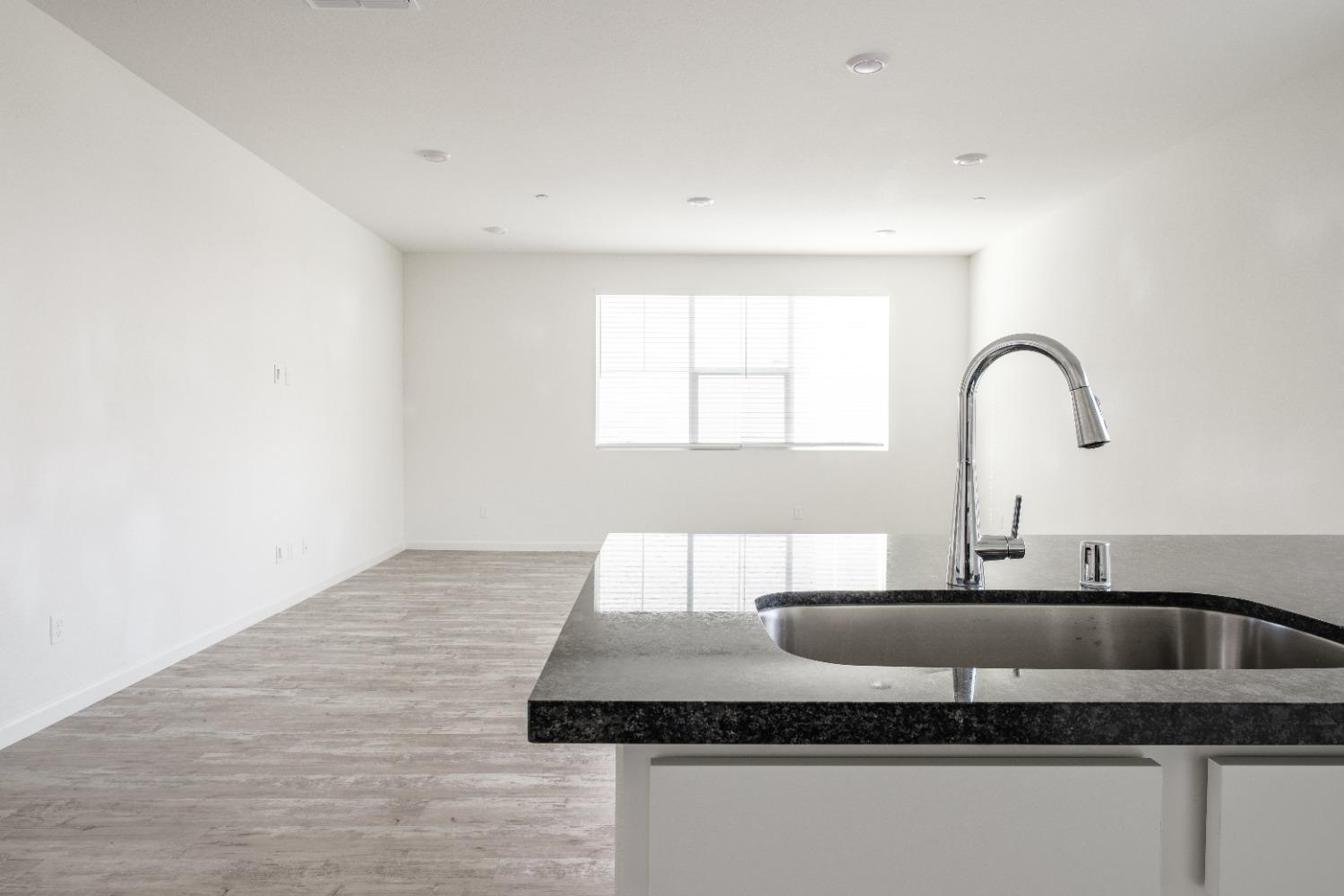 3148 Sunny Gate Lane