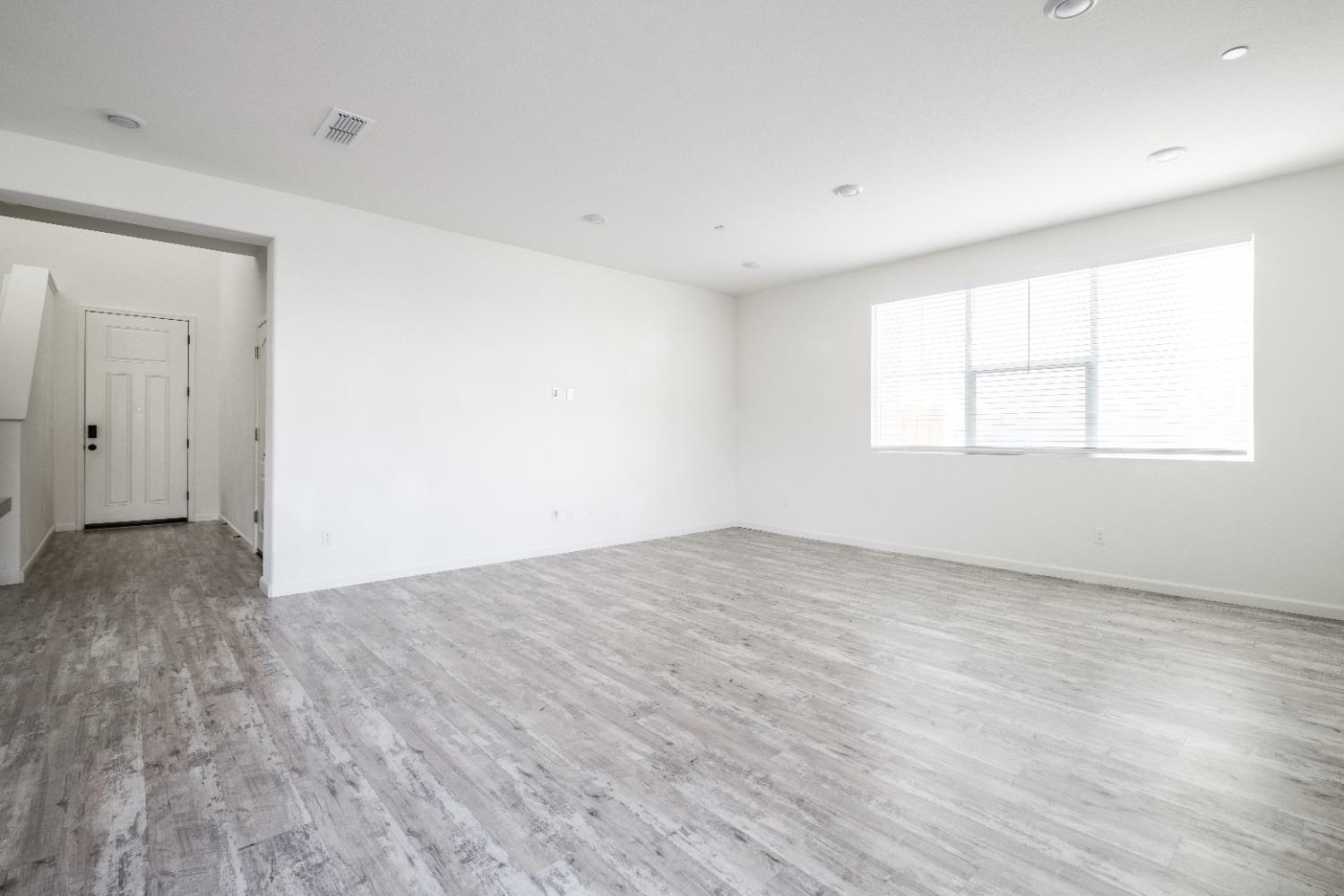 3148 Sunny Gate Lane