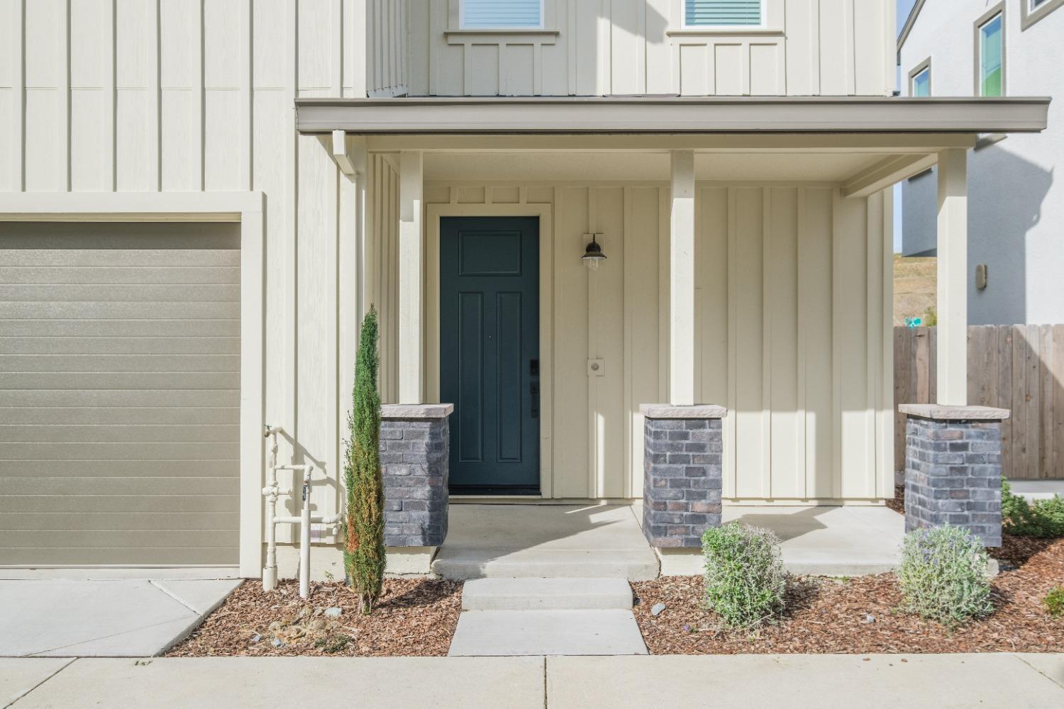 3148 Sunny Gate Lane