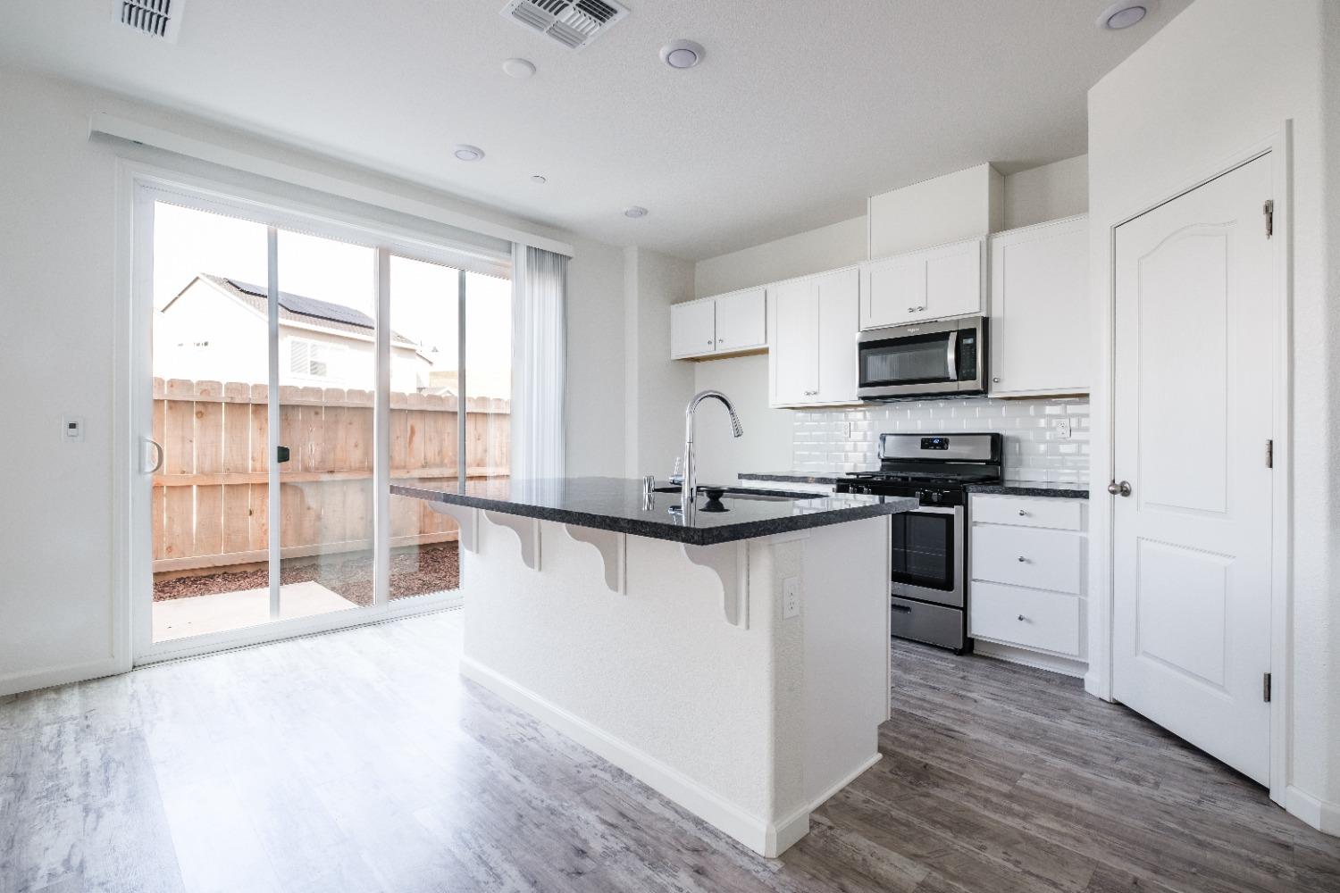 3148 Sunny Gate Lane