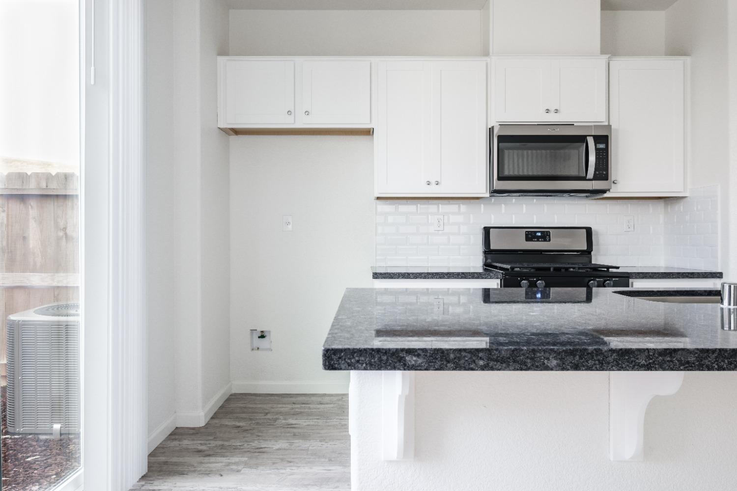 3148 Sunny Gate Lane