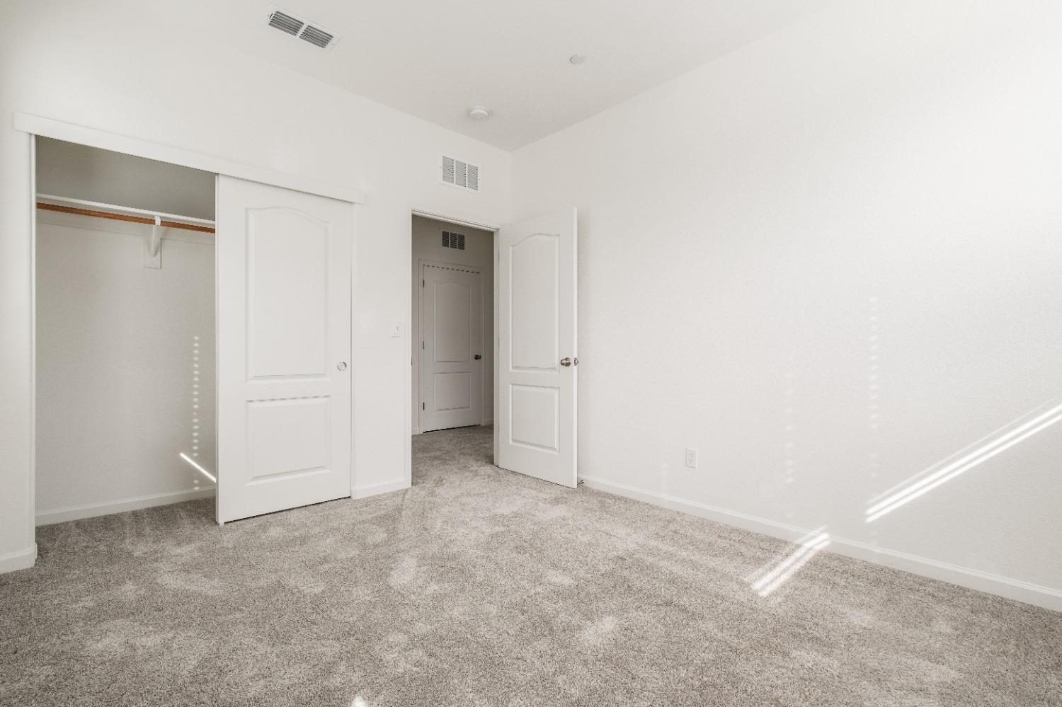 3148 Sunny Gate Lane