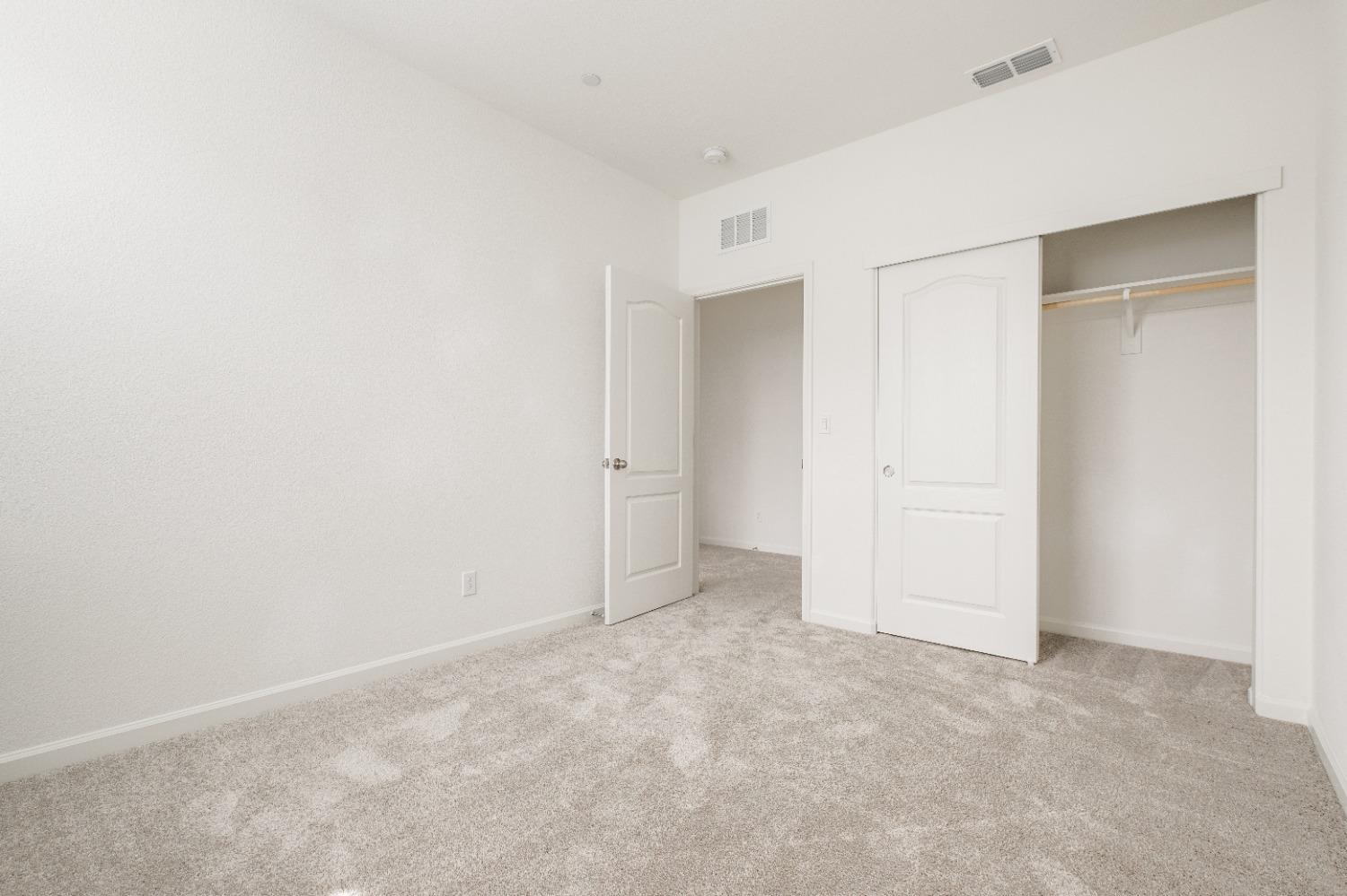 3148 Sunny Gate Lane