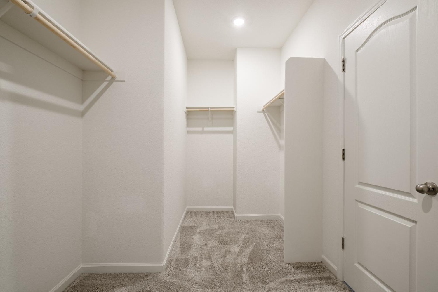 3148 Sunny Gate Lane