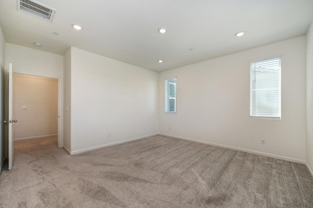 3112 Sunny Gate Lane